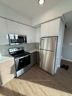 708 Woolwich Street, #112