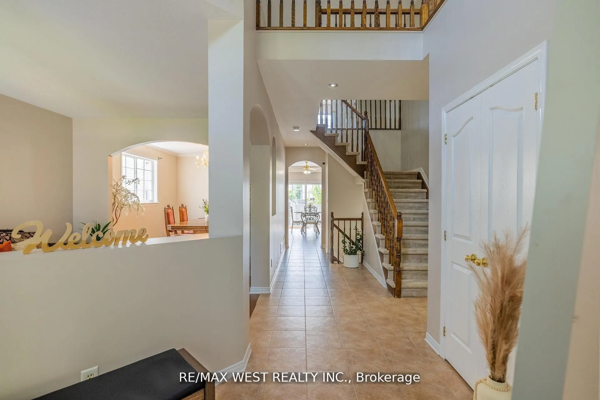 214 Castlegarth Crescent