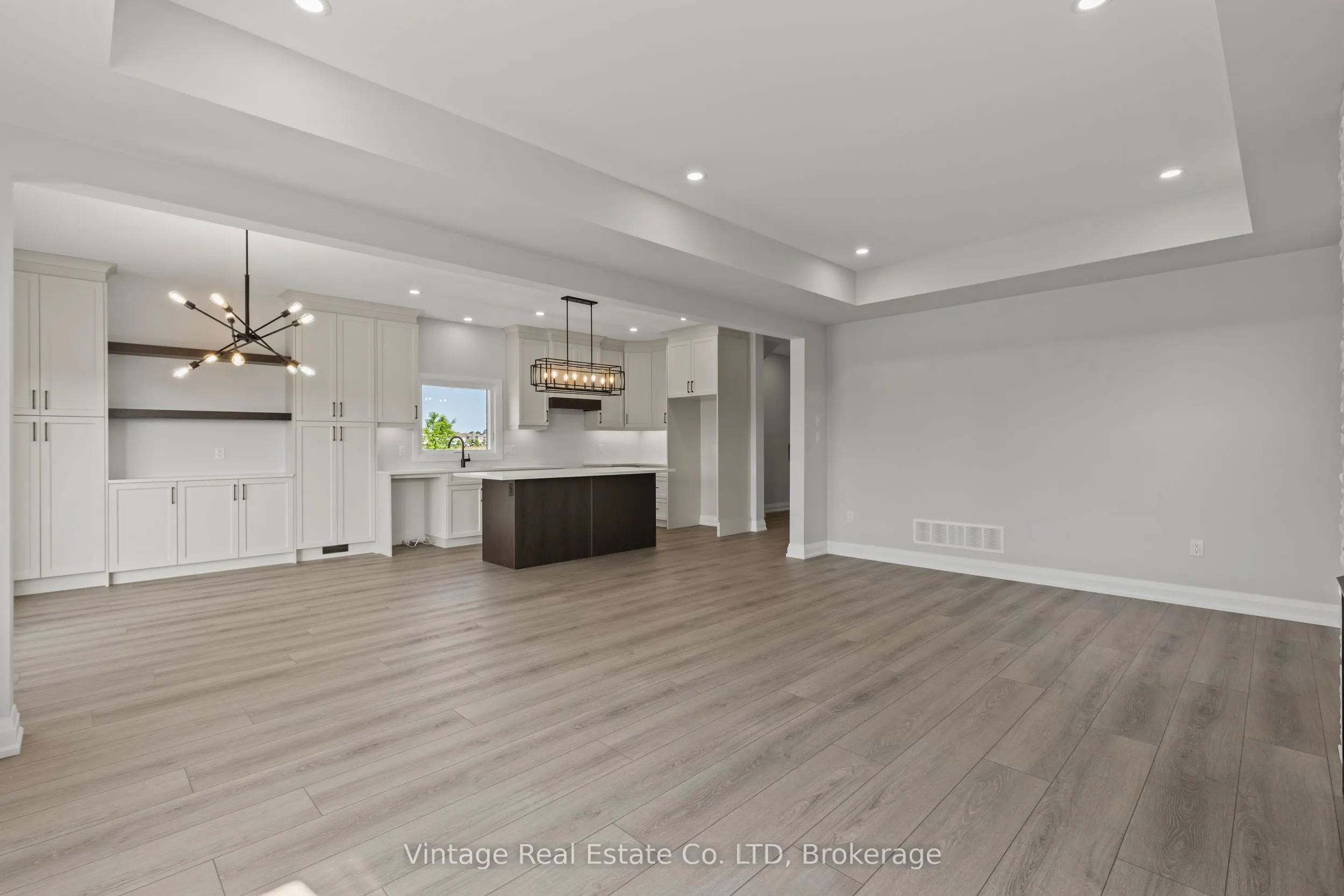 7455 Majestic Trail