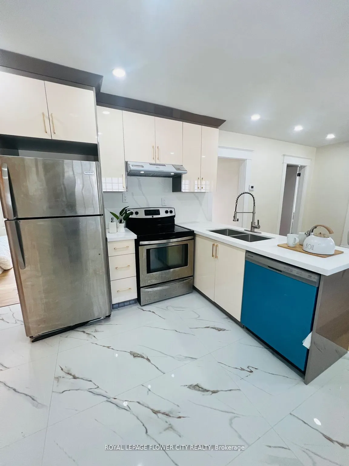 346 Wharncliffe Road S