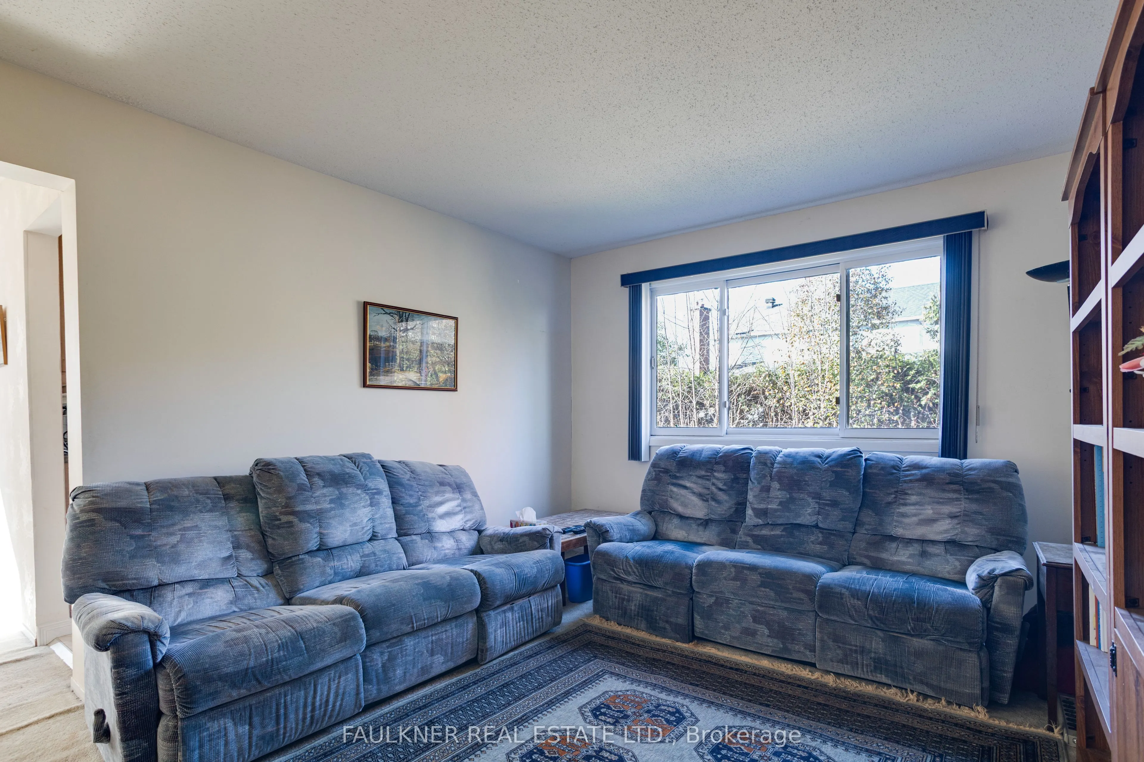 1807 Brousseau Crescent