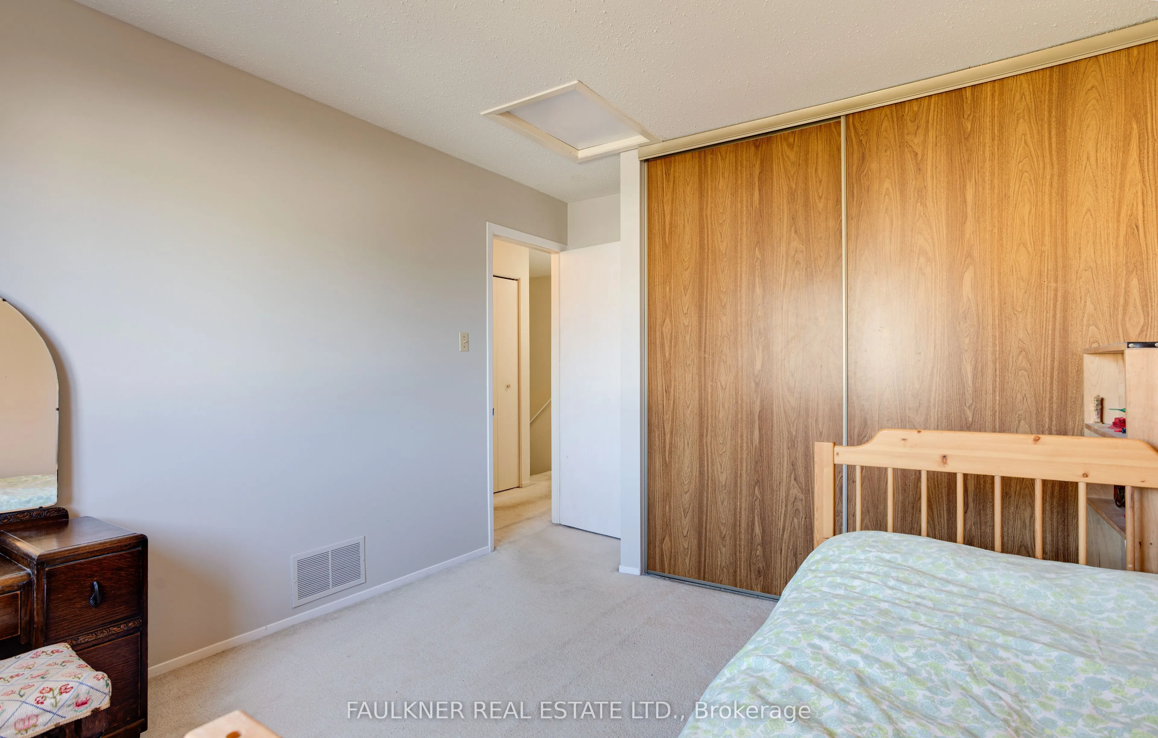 1807 Brousseau Crescent