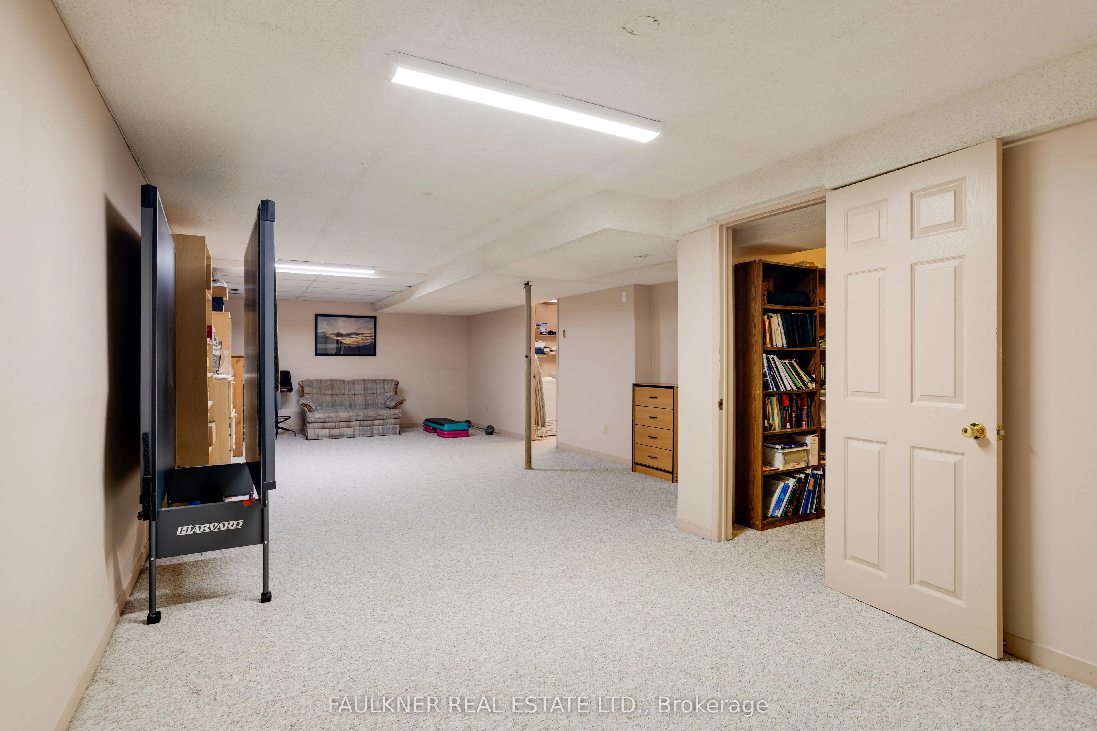 1807 Brousseau Crescent