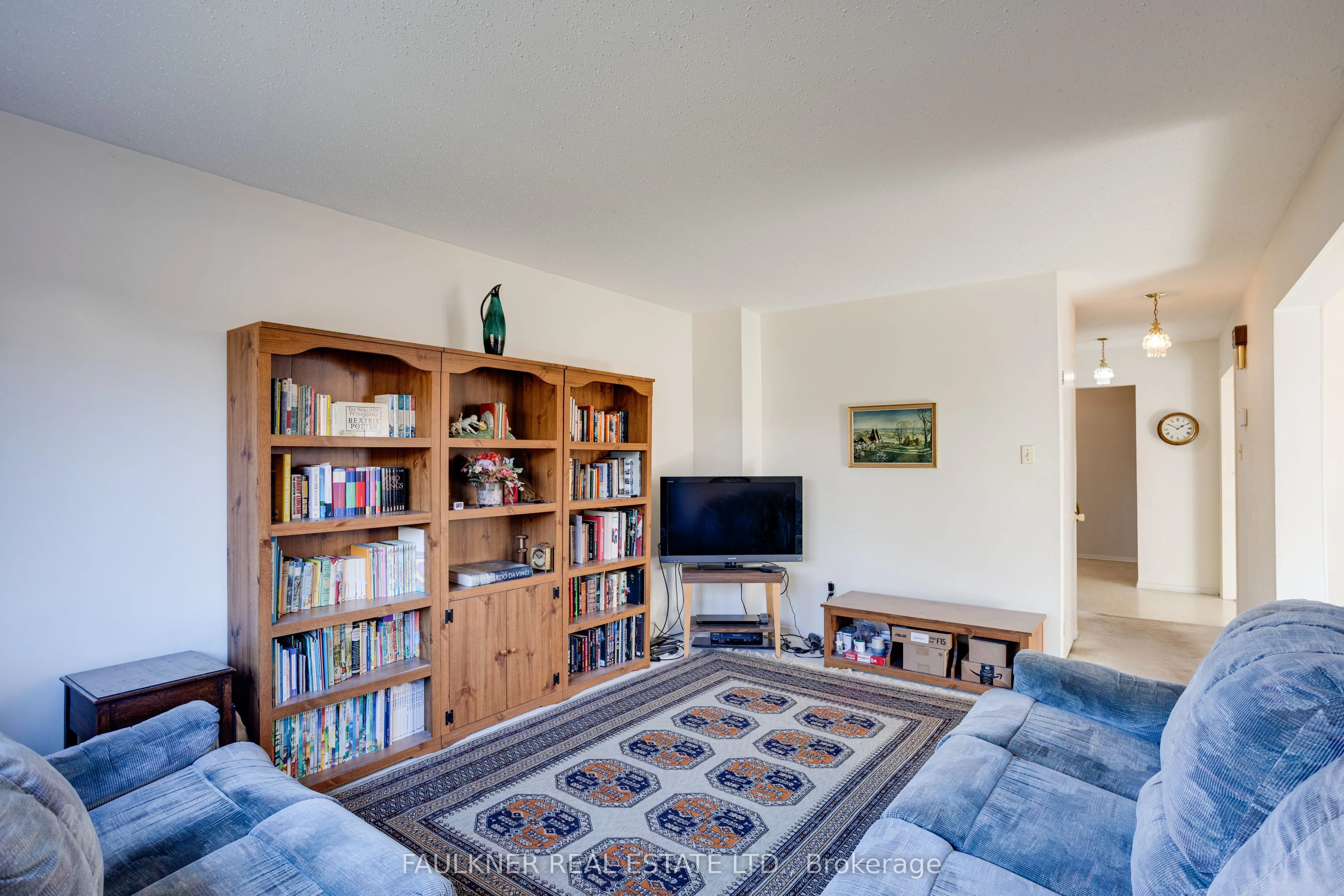 1807 Brousseau Crescent