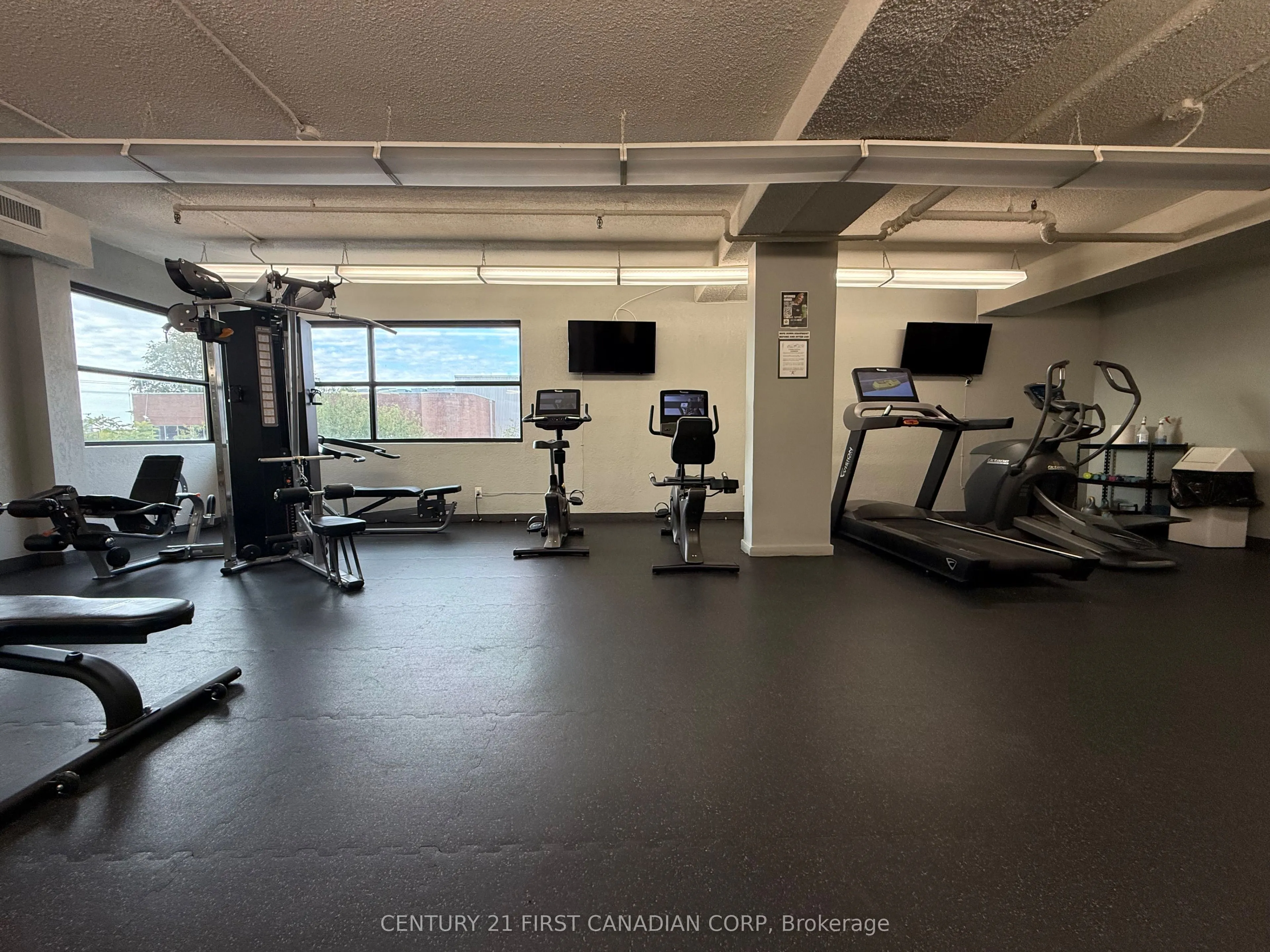 389 Dundas Street S, #2405