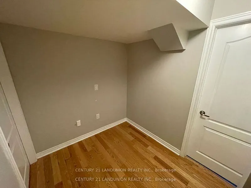 516 Baldwin Crescent