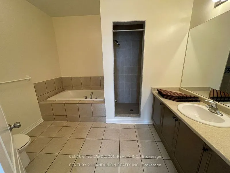 516 Baldwin Crescent