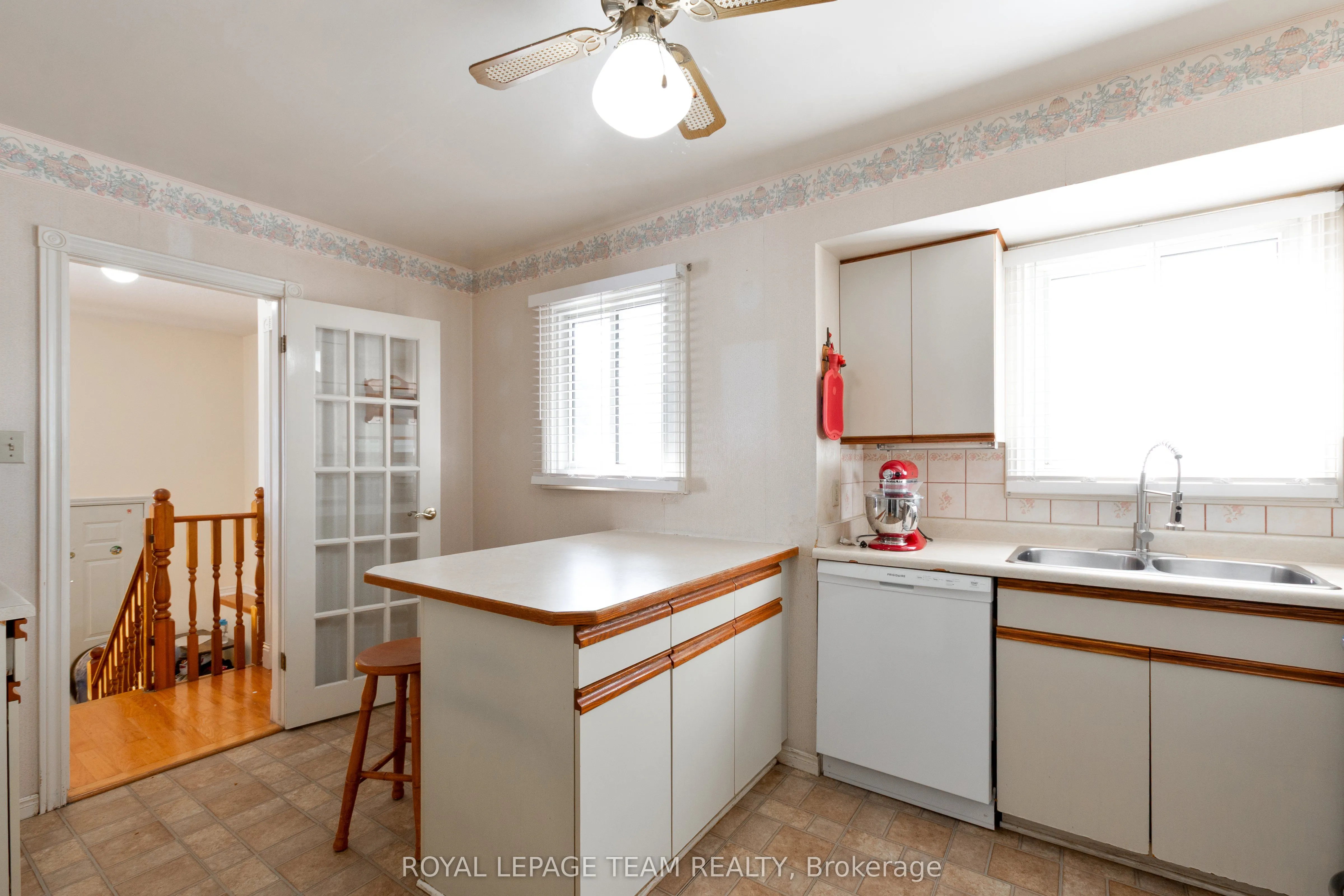 77 Bonaventure Drive