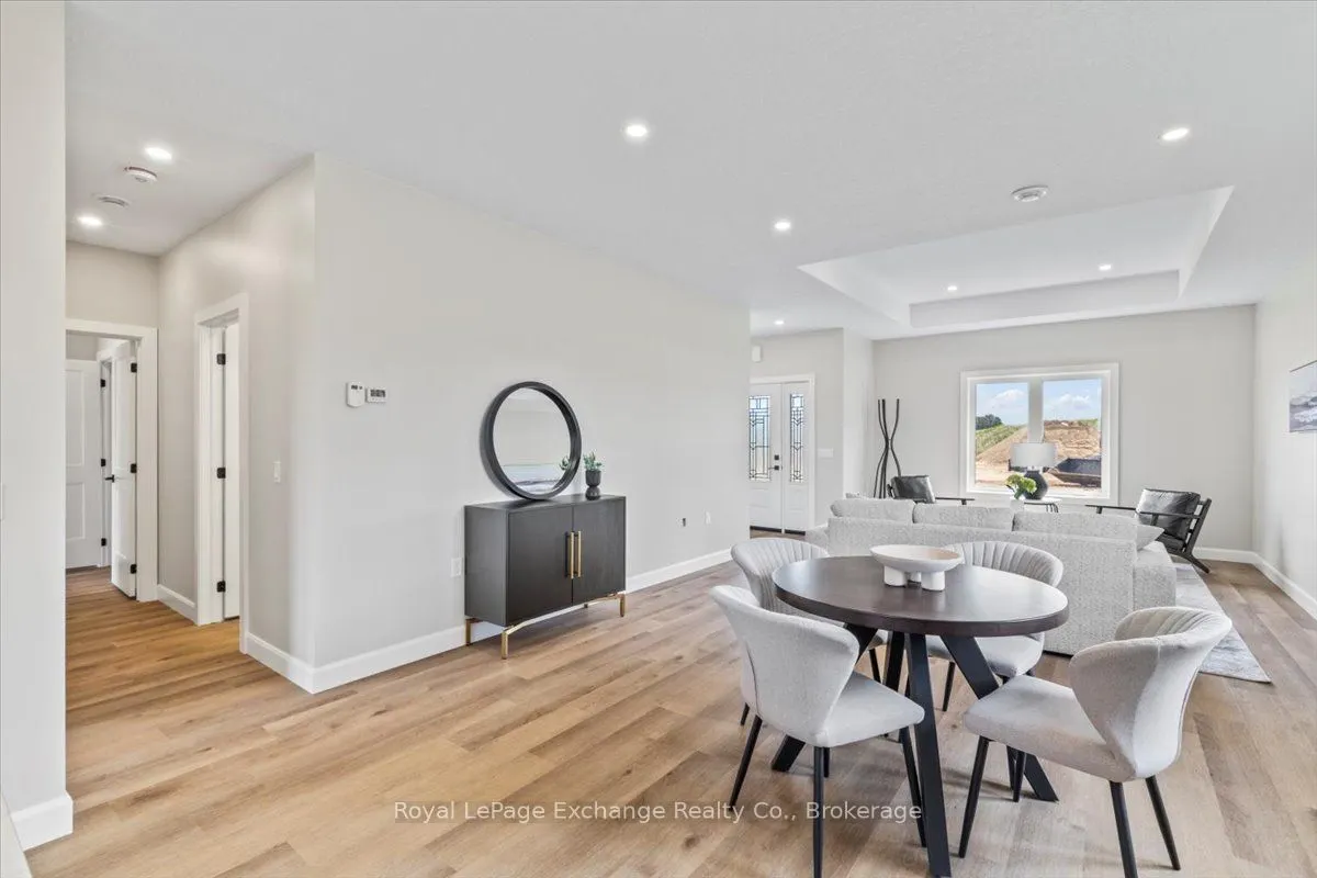 1071 Waterloo Street N, #50