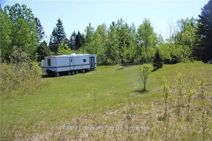 00 Pickerel & Jack Lake Road
