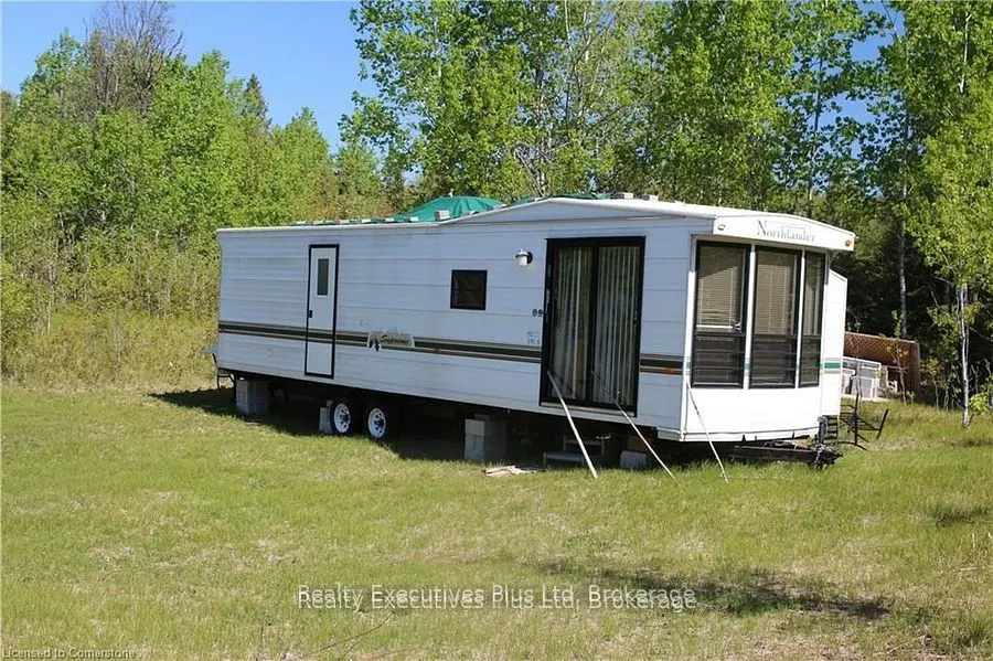 00 Pickerel & Jack Lake Road