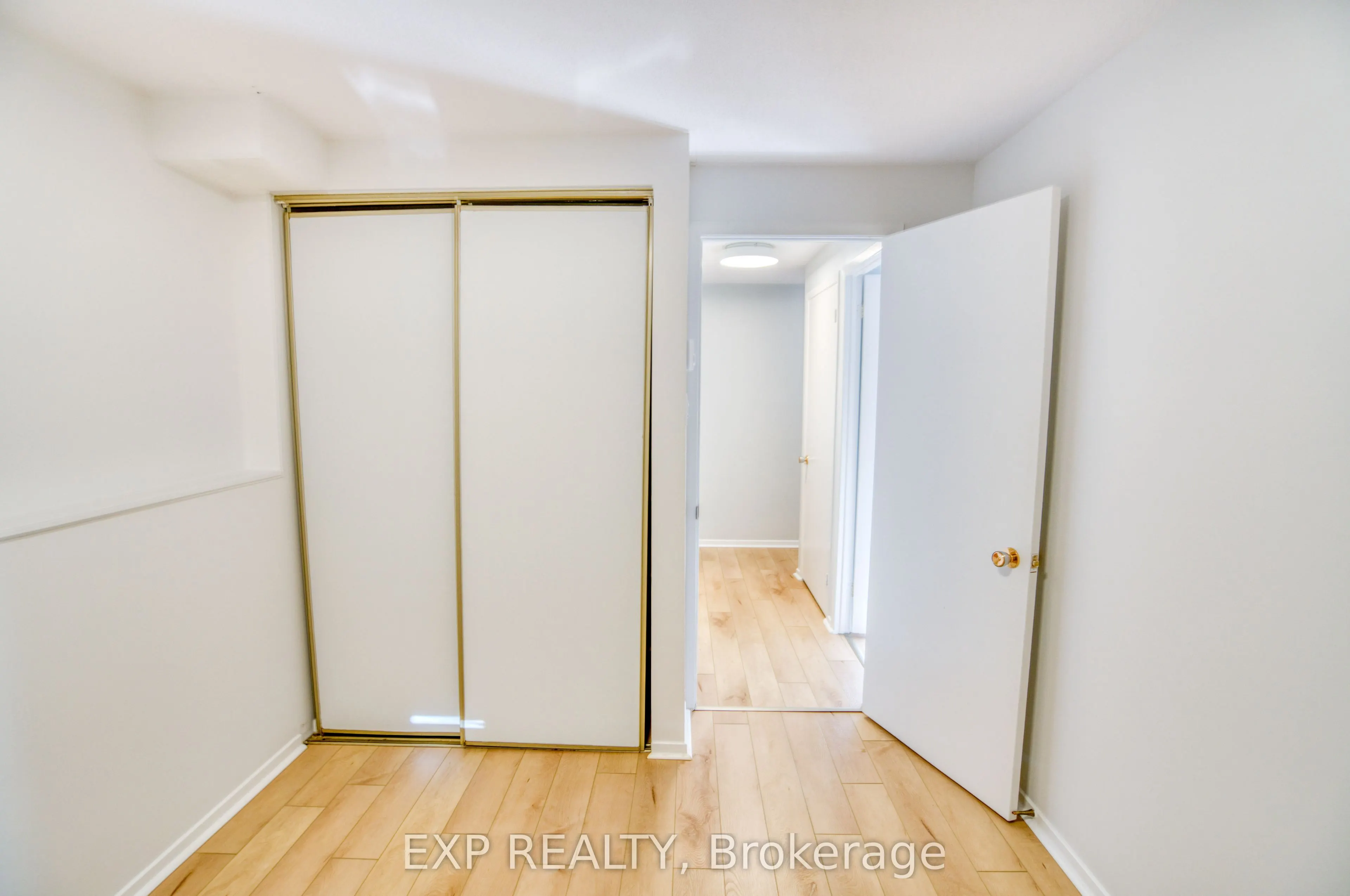 16 Sweetbriar Circle, #1