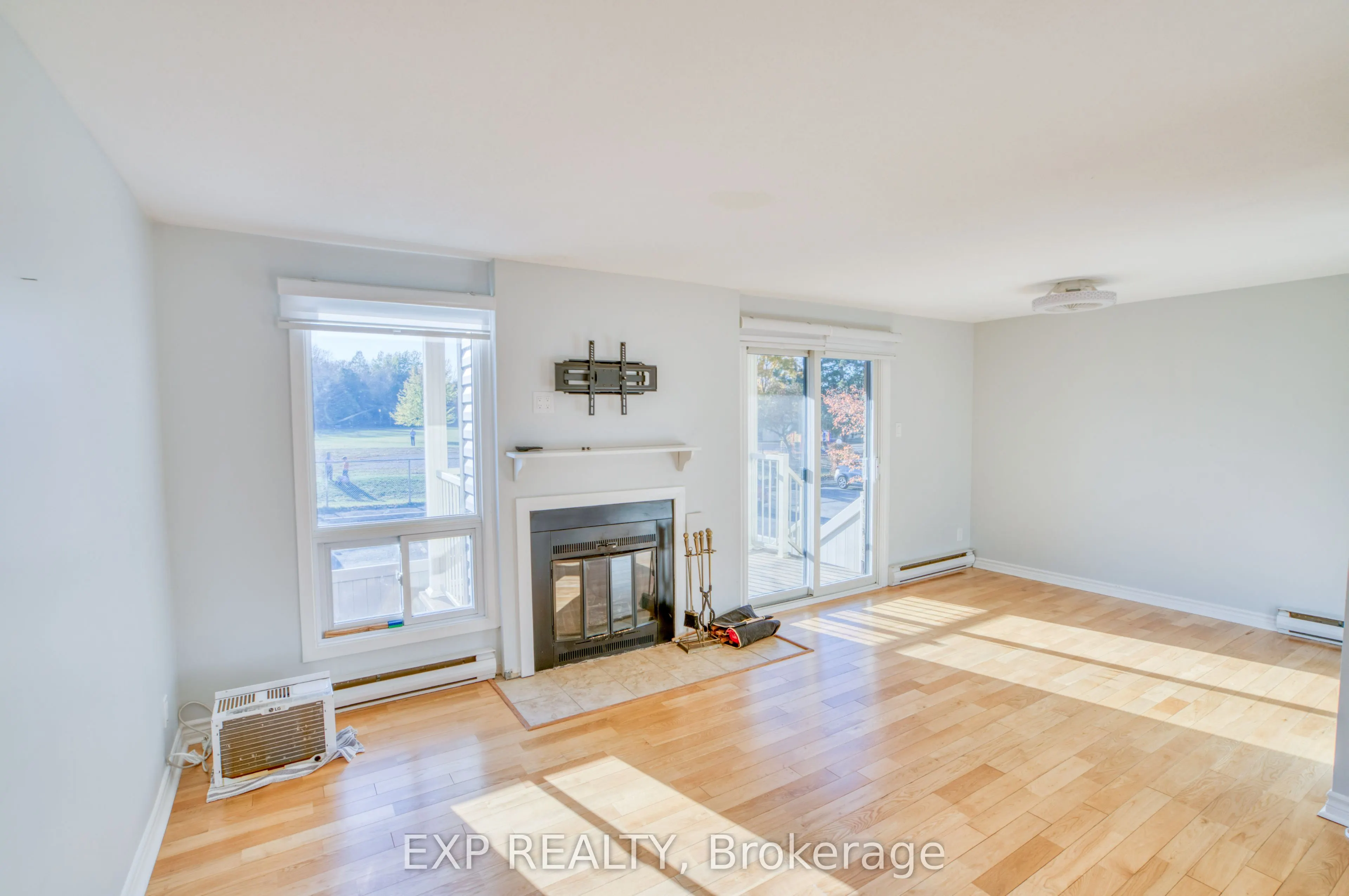 16 Sweetbriar Circle, #1