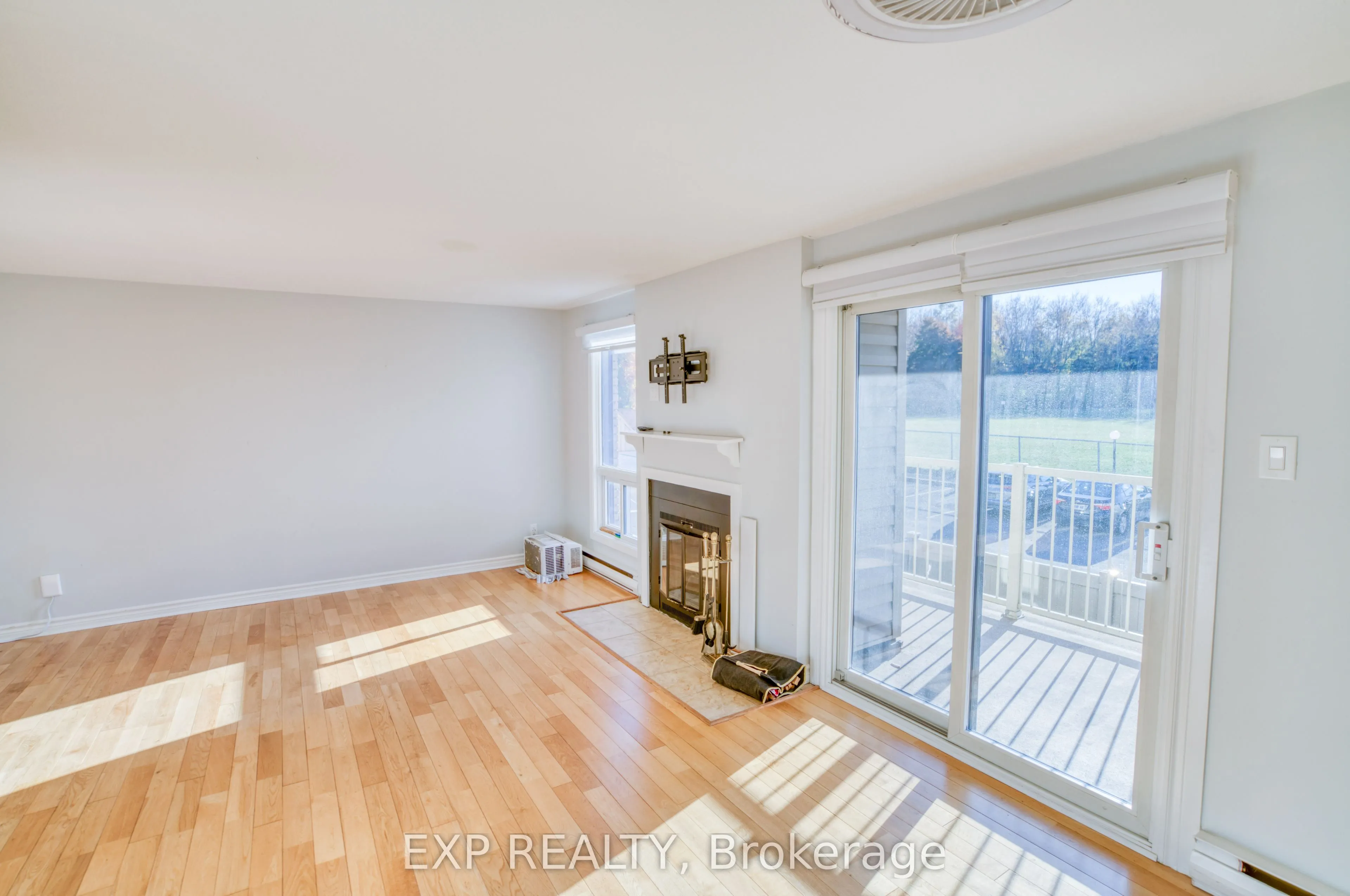 16 Sweetbriar Circle, #1