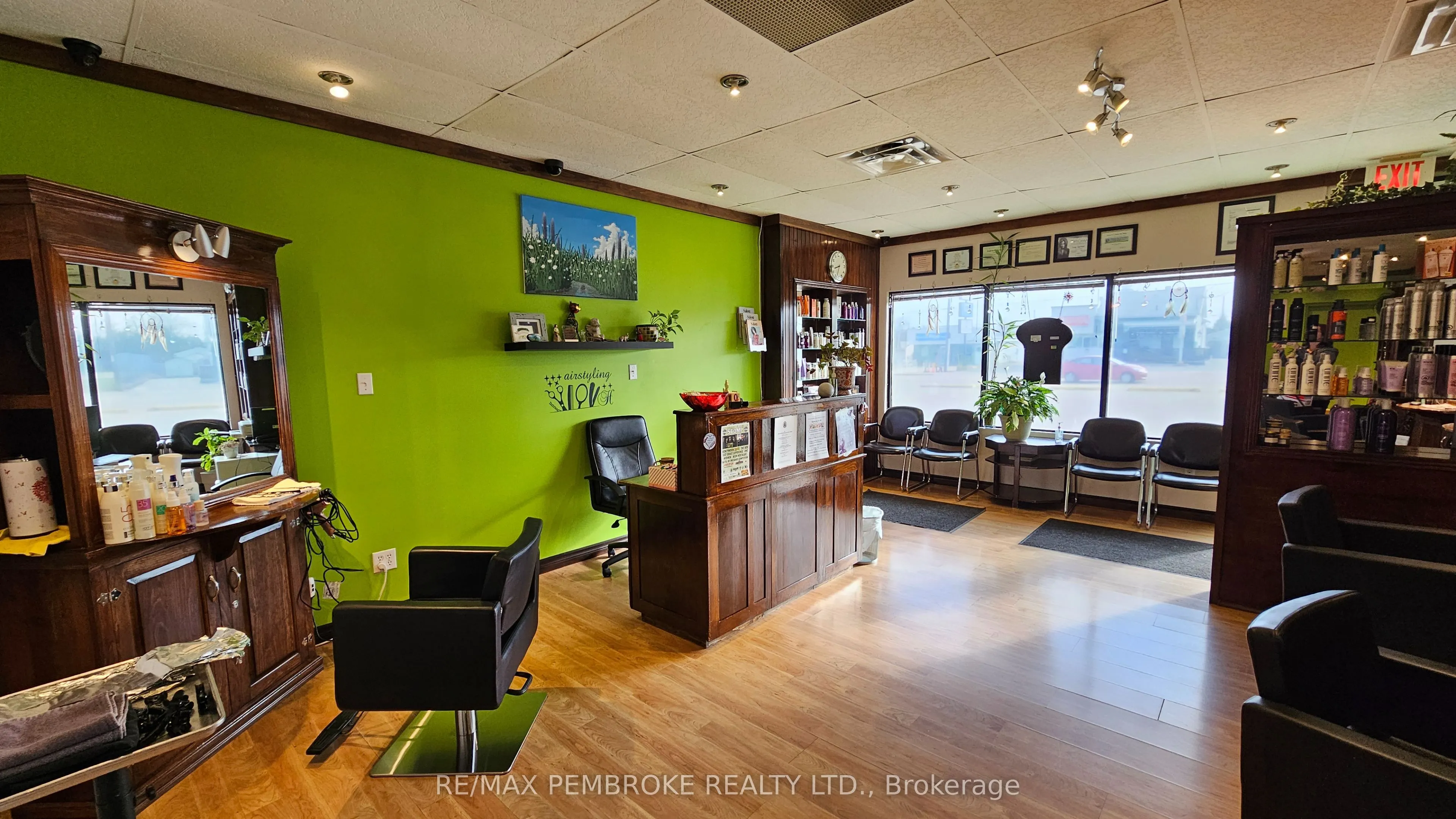 3468 Petawawa Boulevard, #C