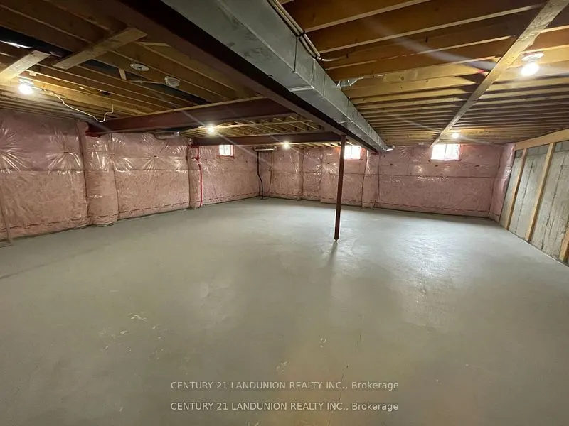 516 Baldwin Crescent