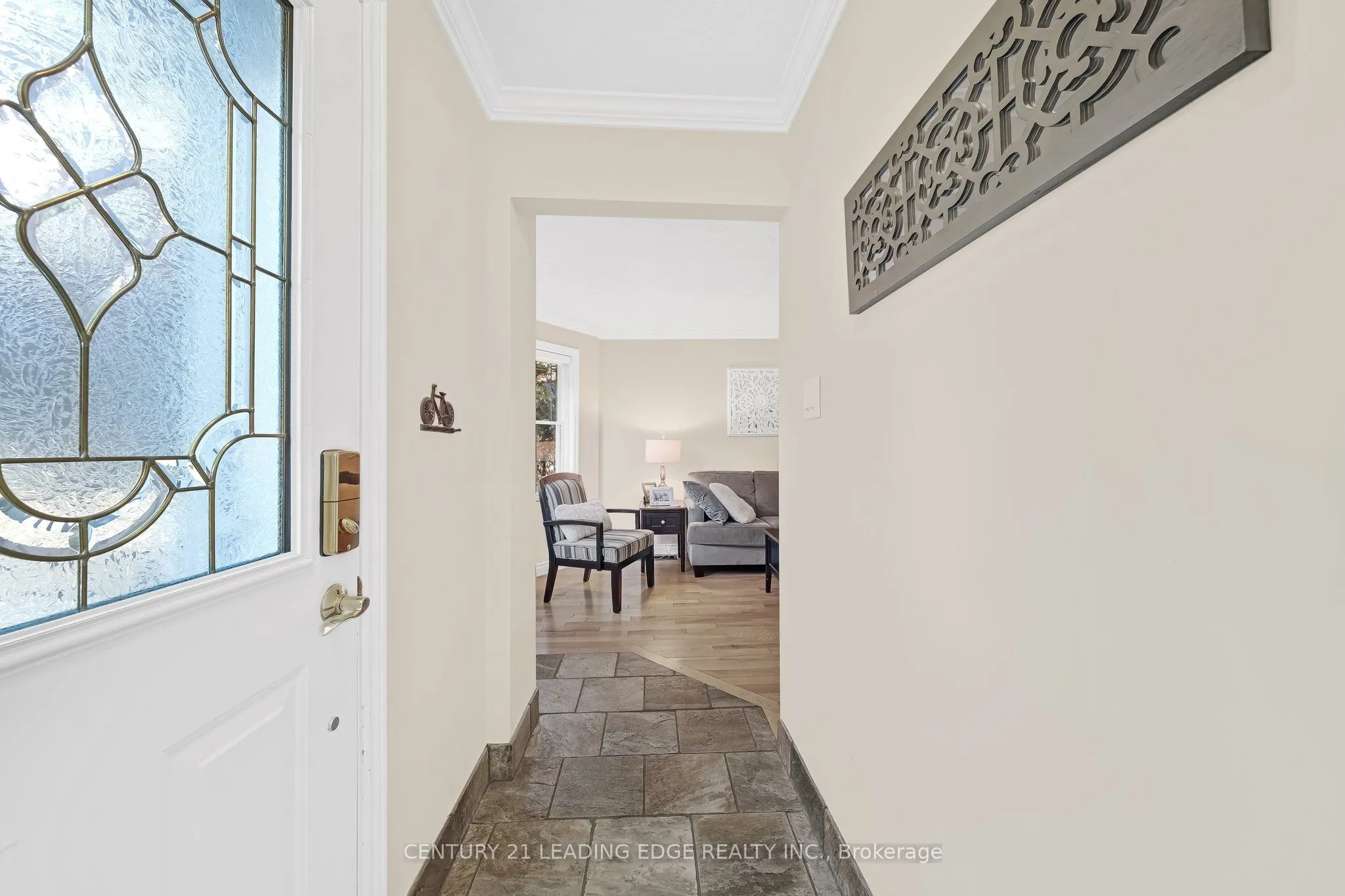 215 Wexford Avenue S