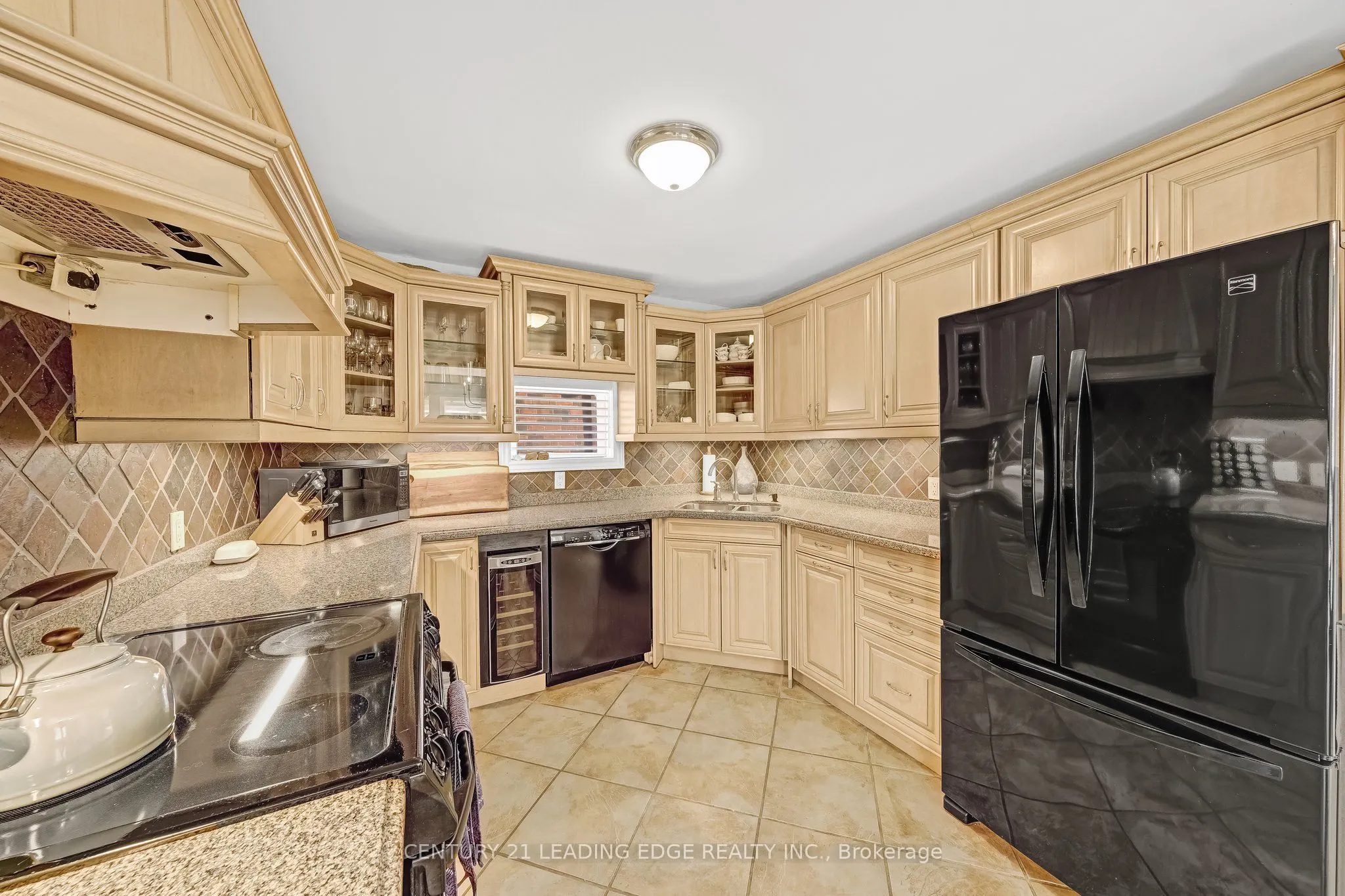 215 Wexford Avenue S