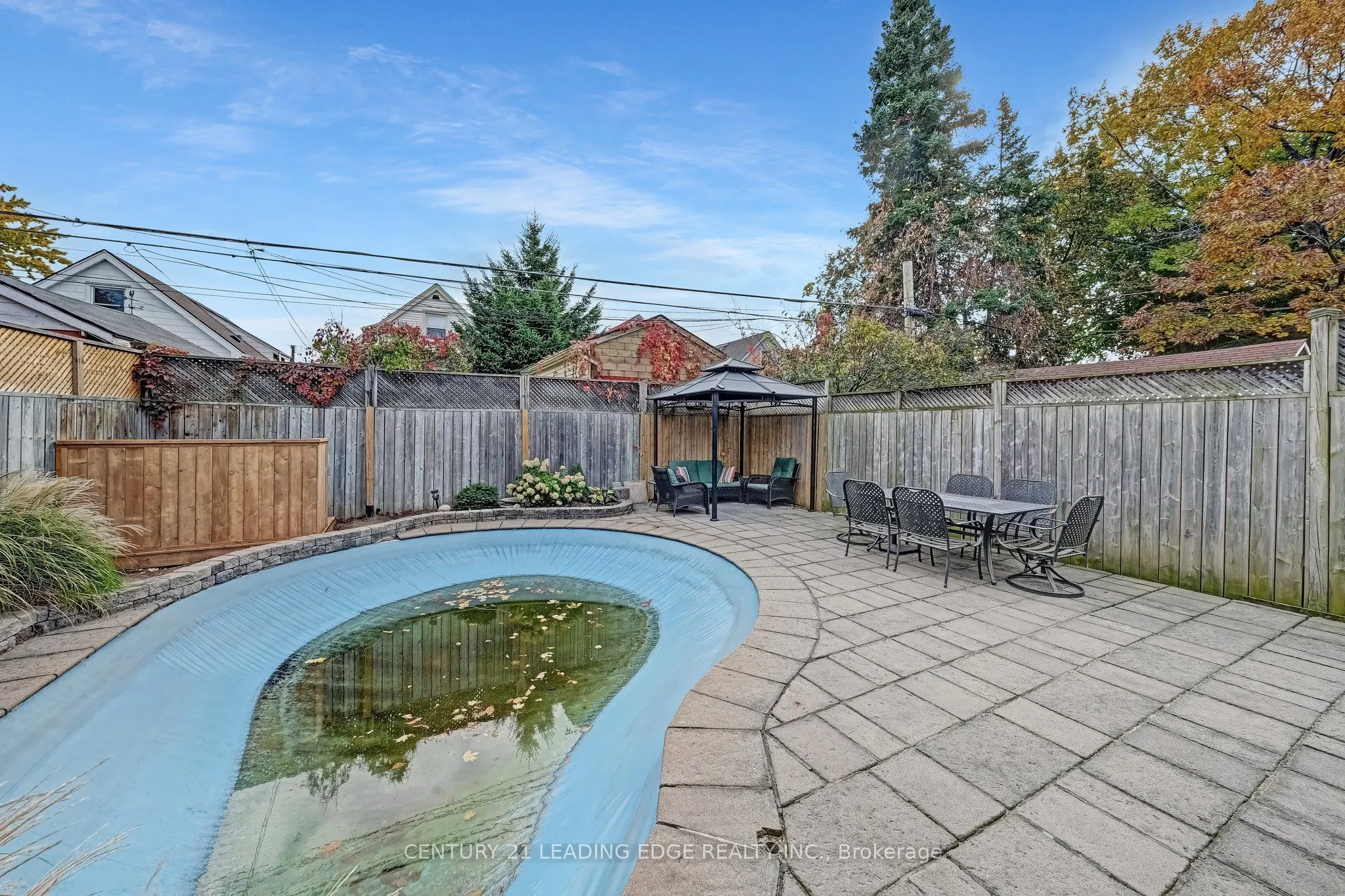 215 Wexford Avenue S