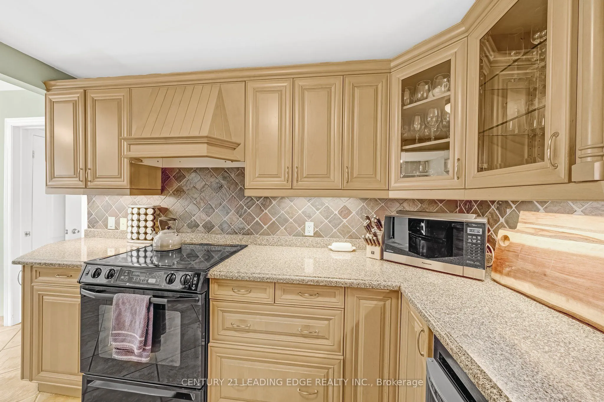 215 Wexford Avenue S