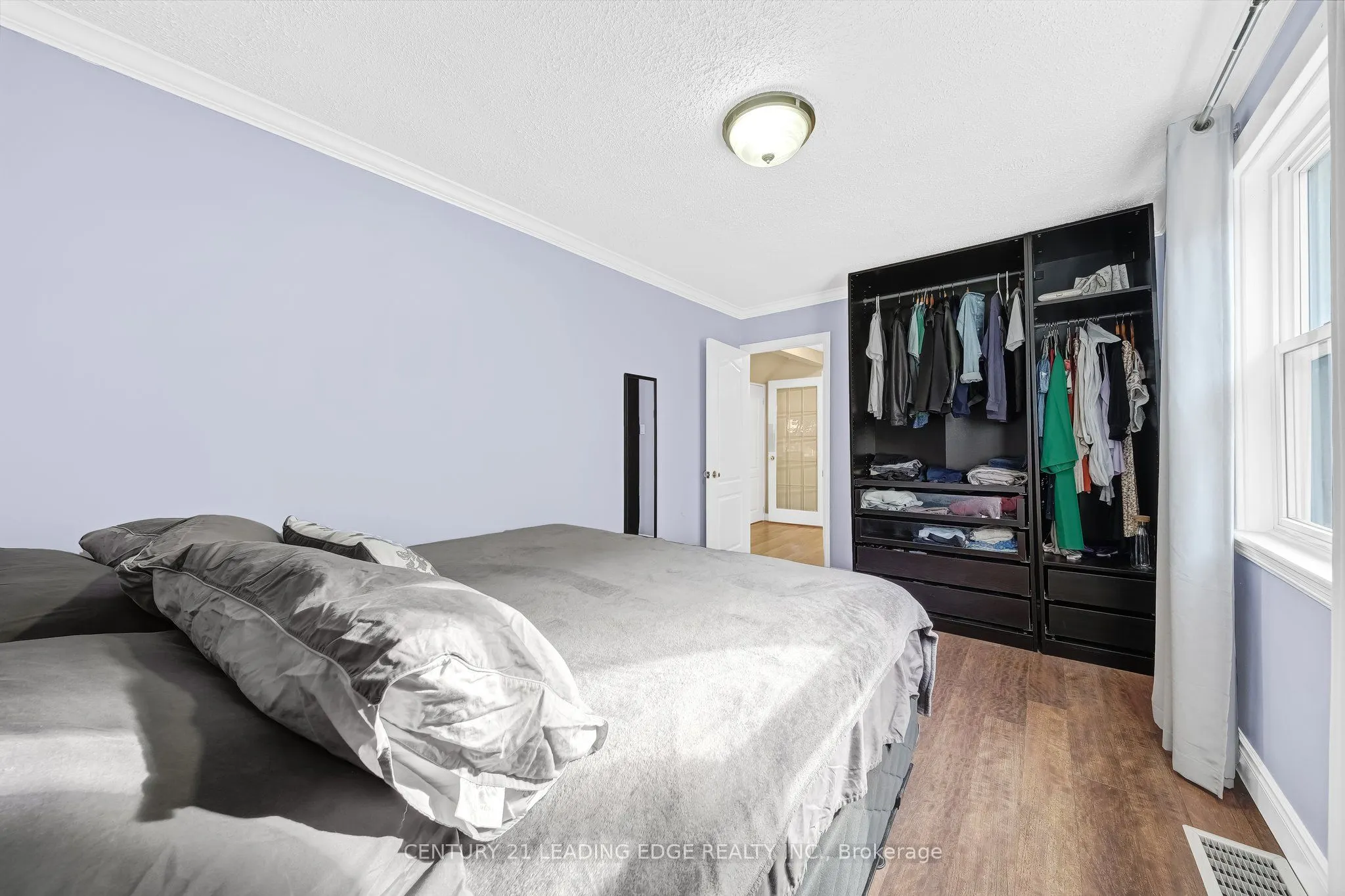 215 Wexford Avenue S