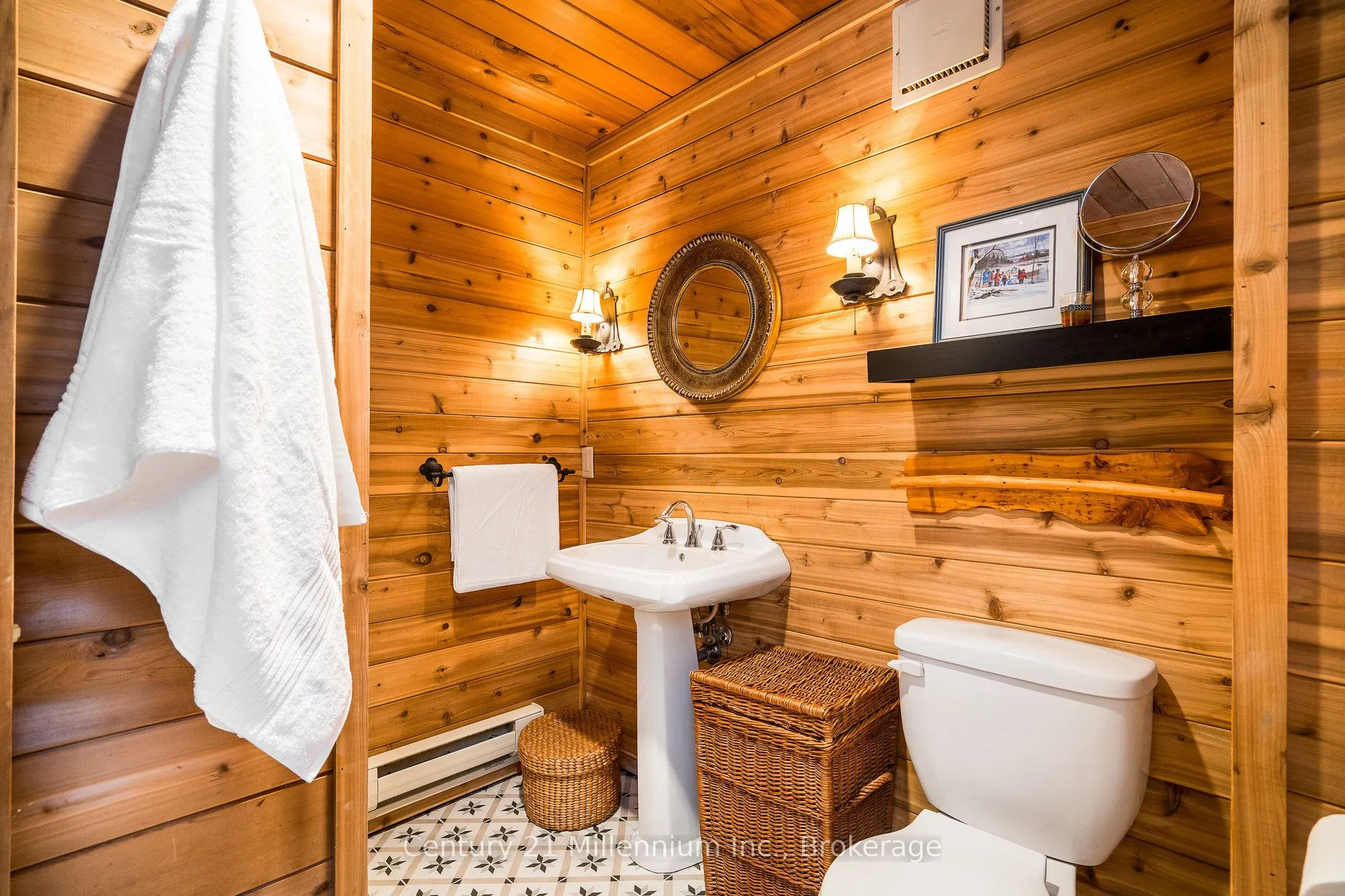 208703 Highway 26 Highway