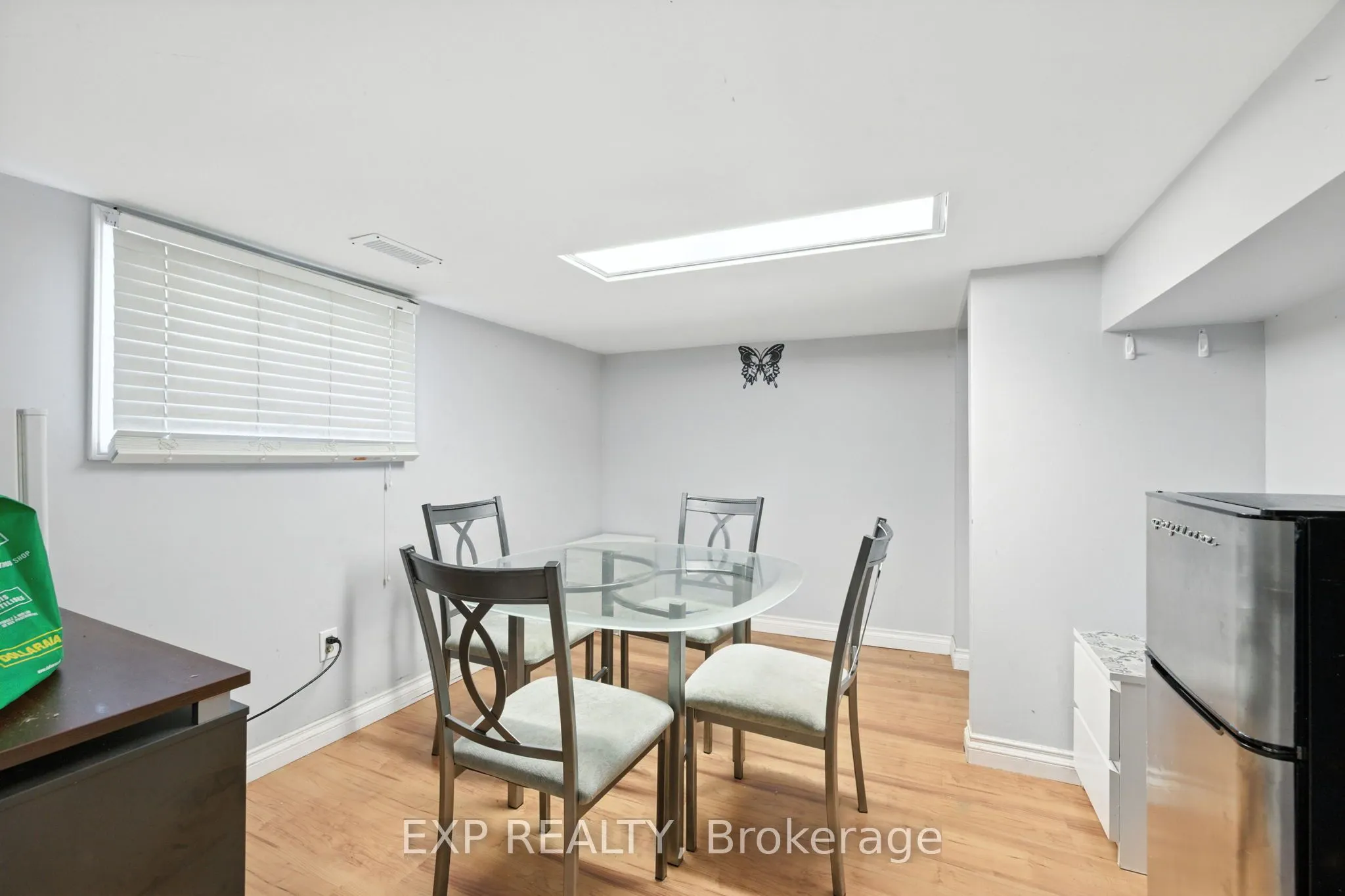 20 Barrington Avenue