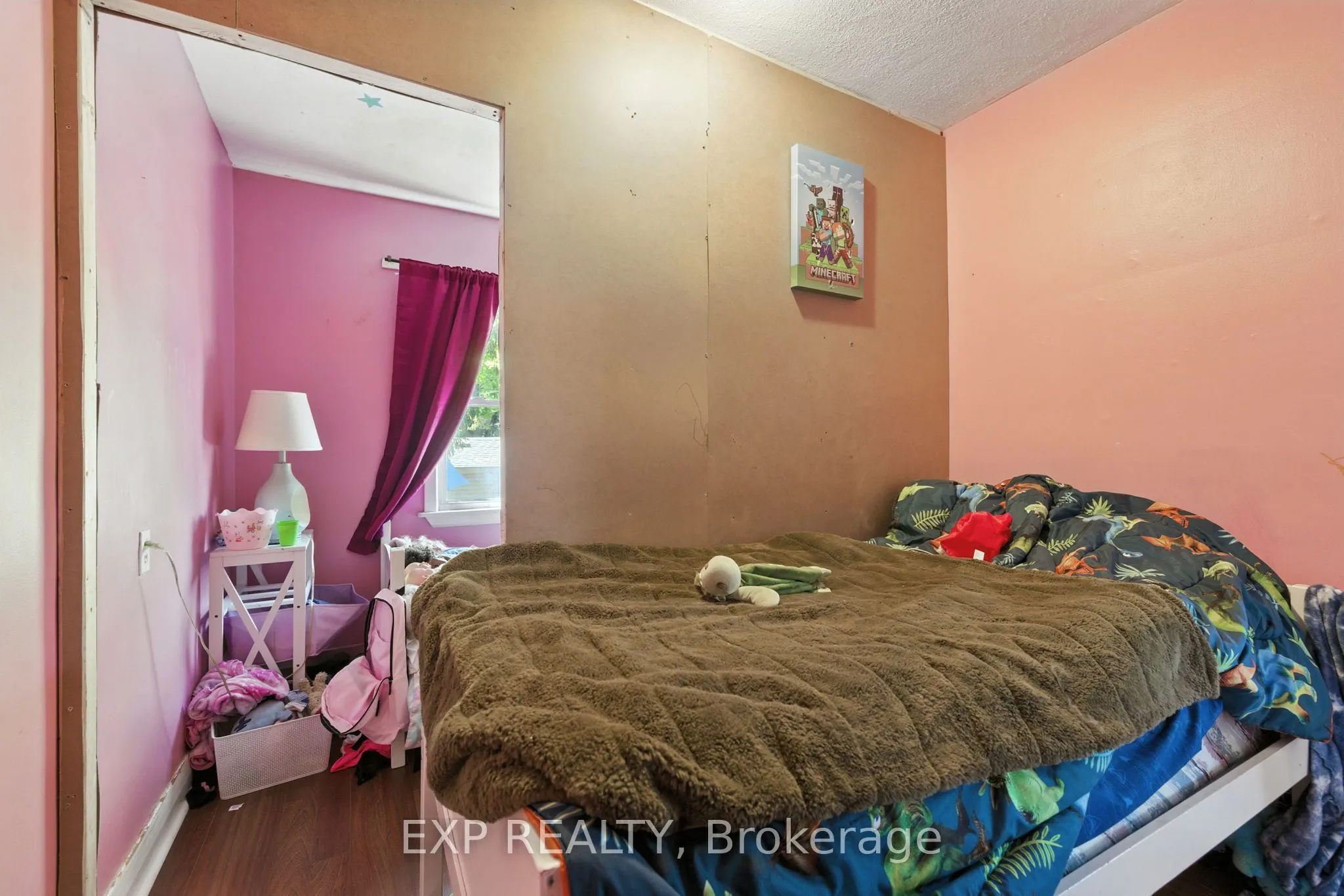 20 Barrington Avenue