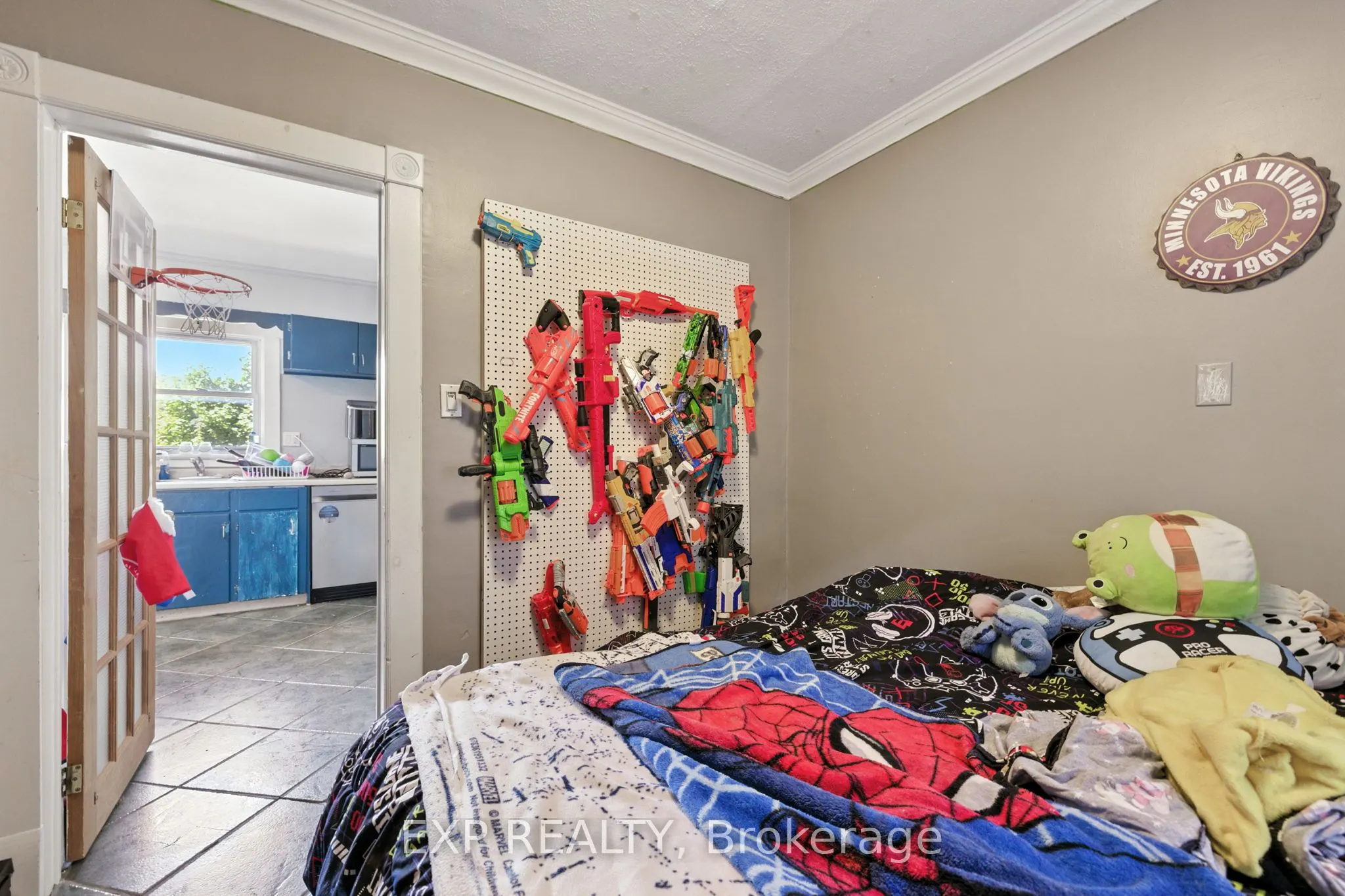 20 Barrington Avenue