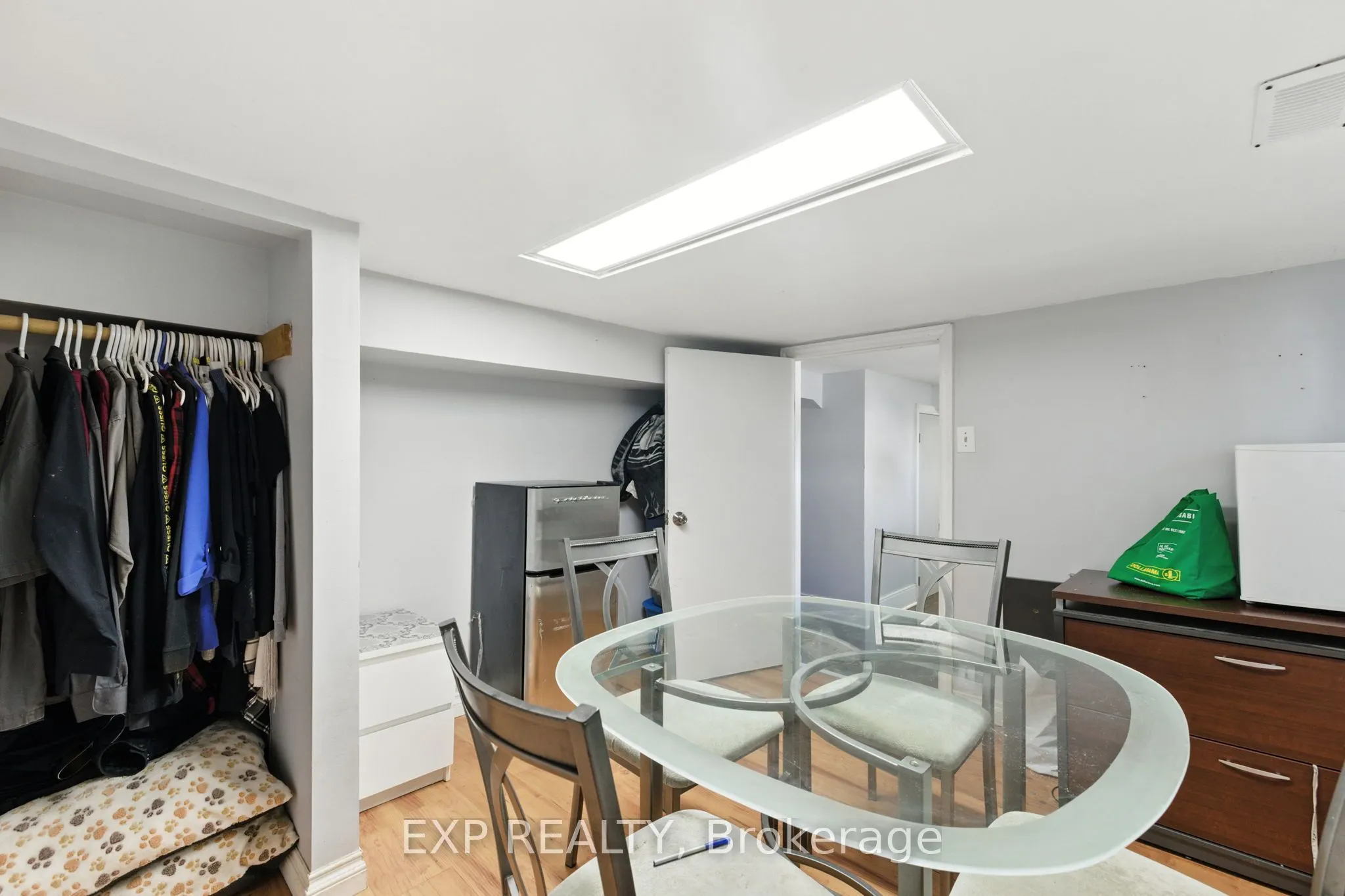 20 Barrington Avenue