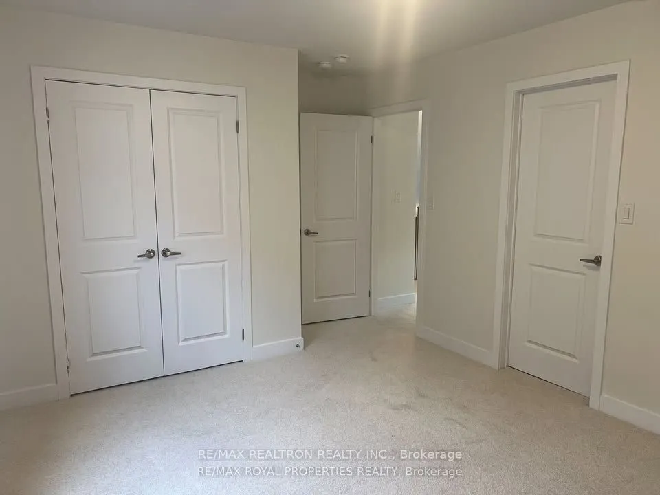 313 O'Toole Crescent