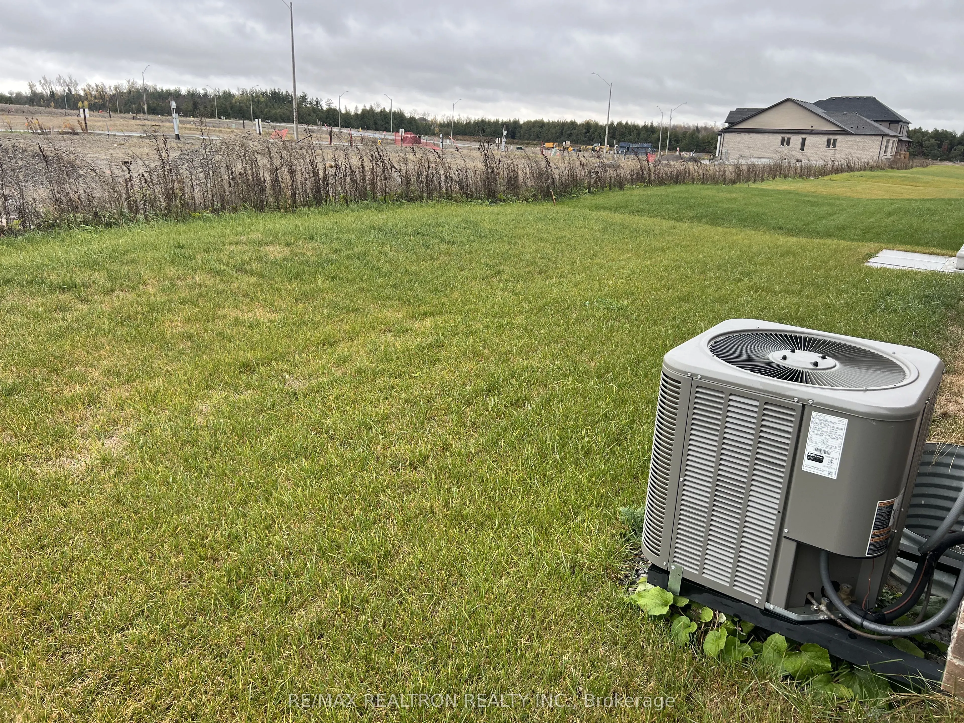 313 O'Toole Crescent