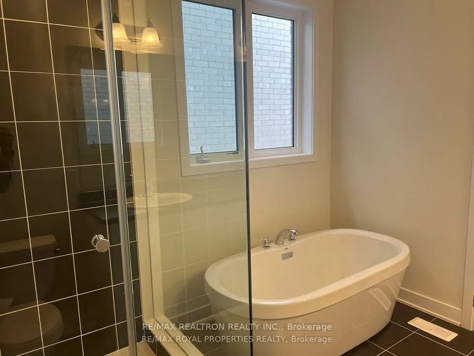 313 O'Toole Crescent