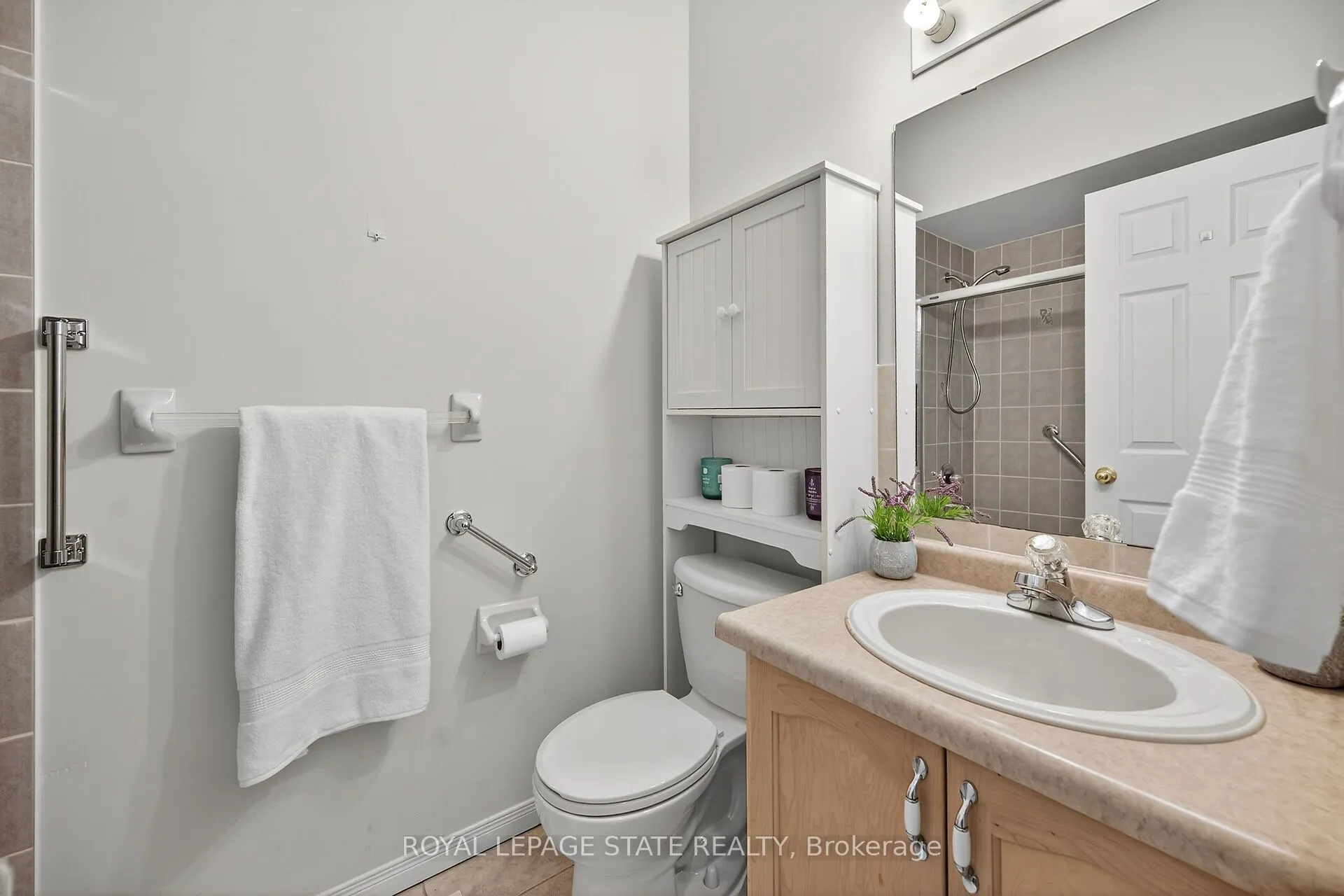 213 Nash Road S, #33