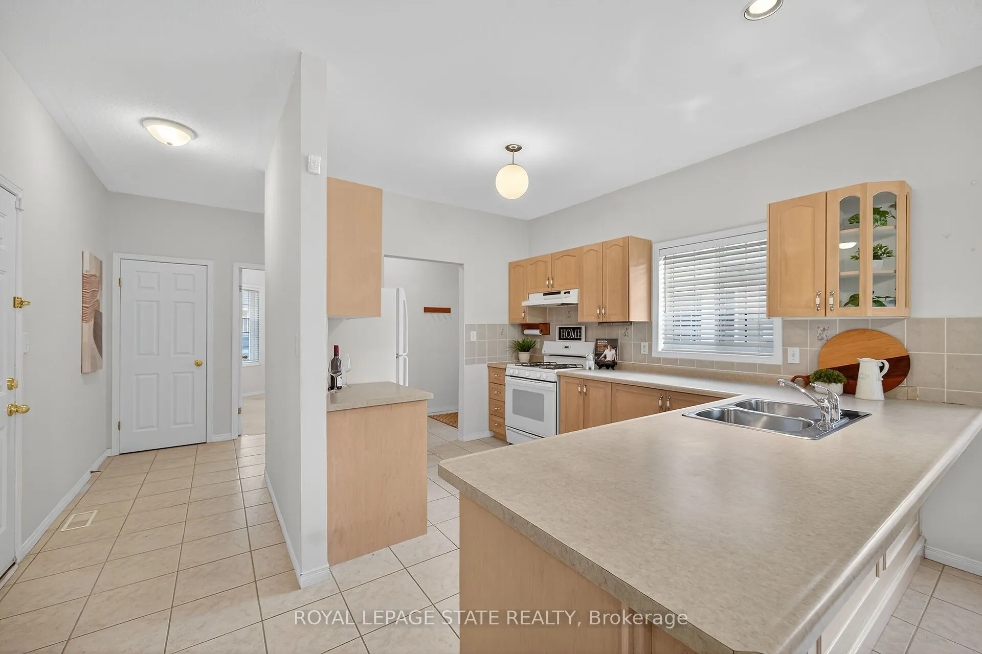 213 Nash Road S, #33