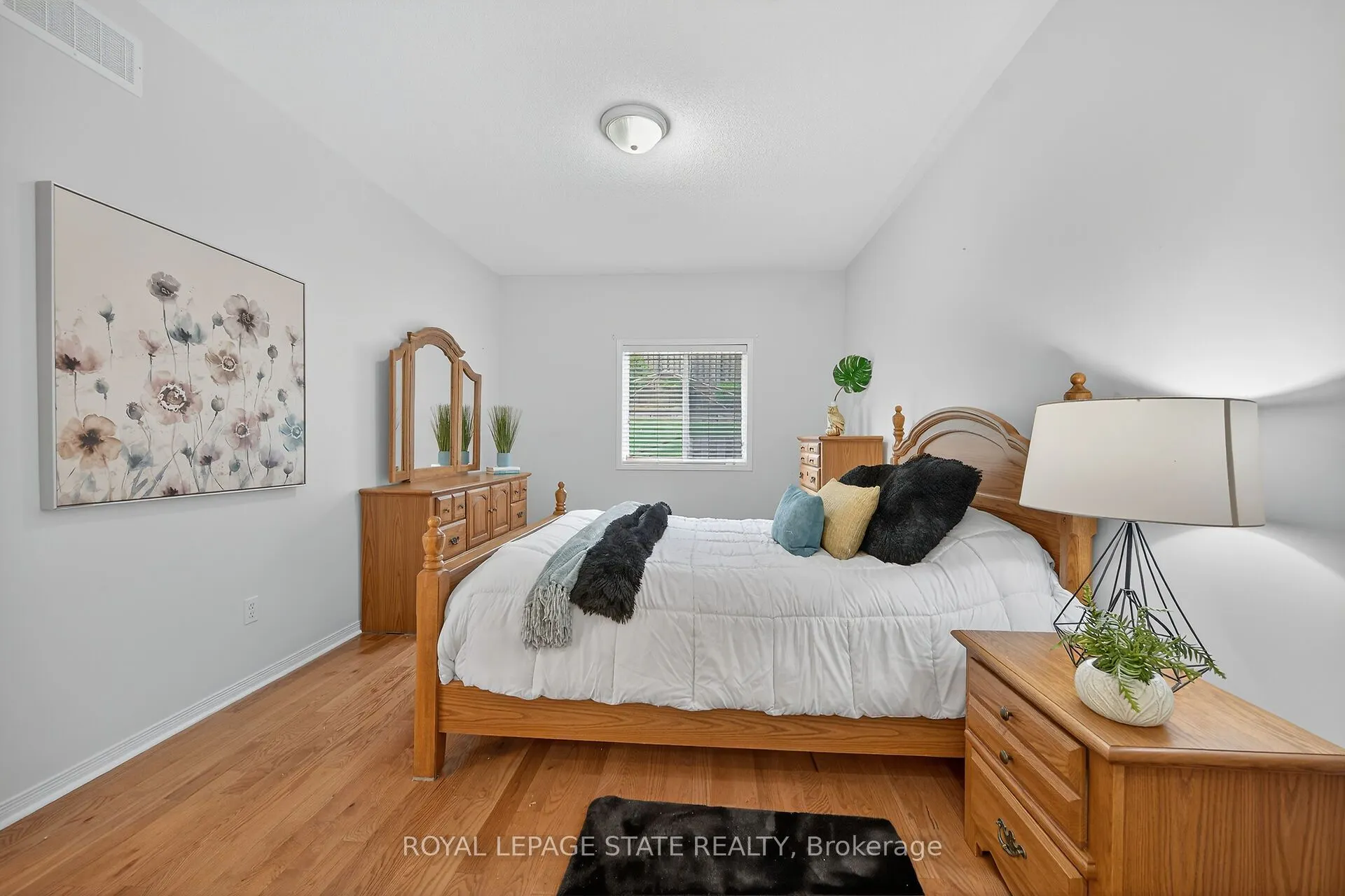 213 Nash Road S, #33