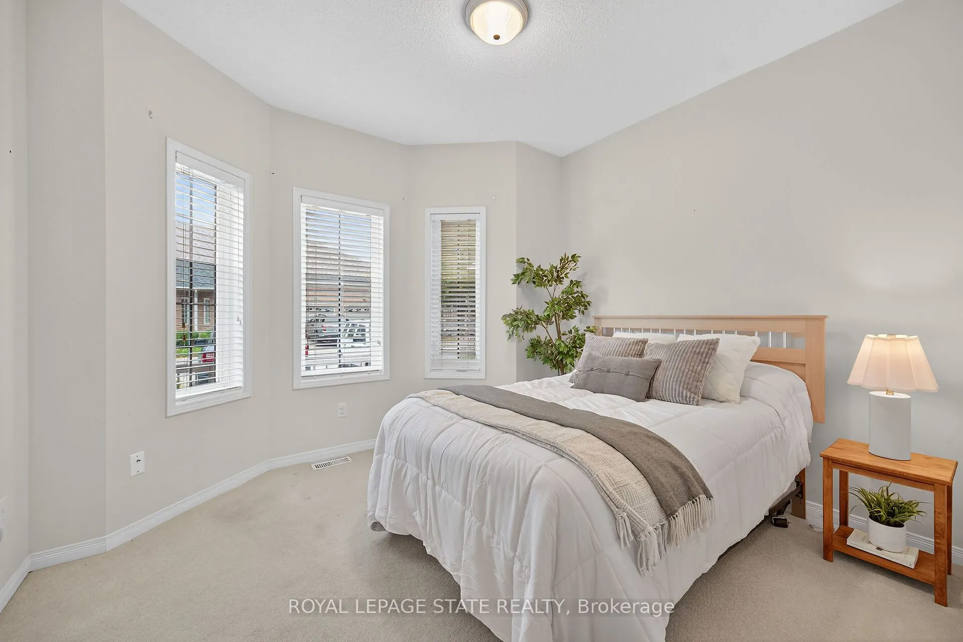 213 Nash Road S, #33