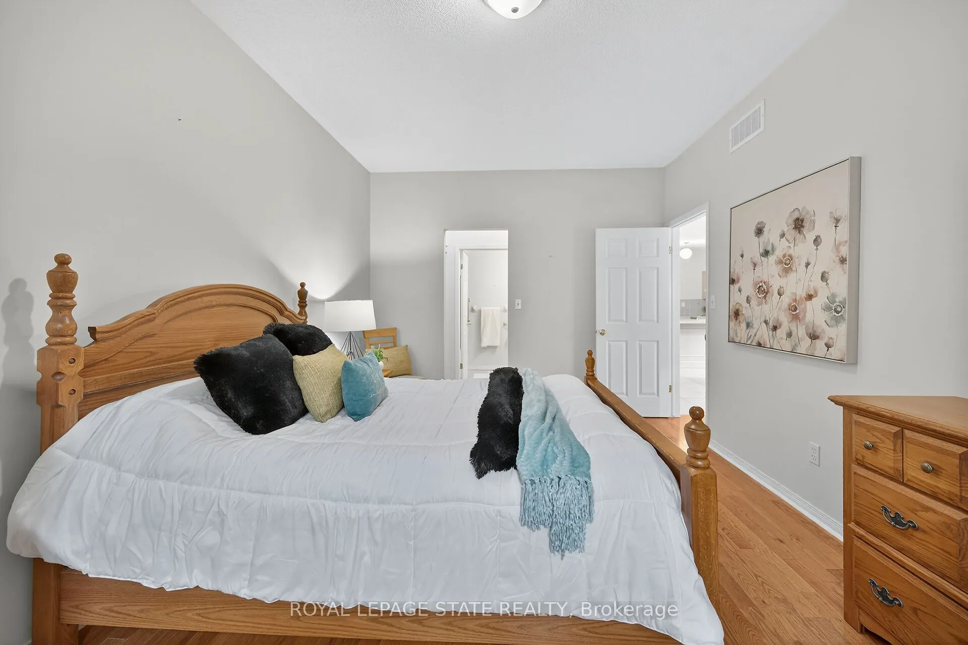 213 Nash Road S, #33