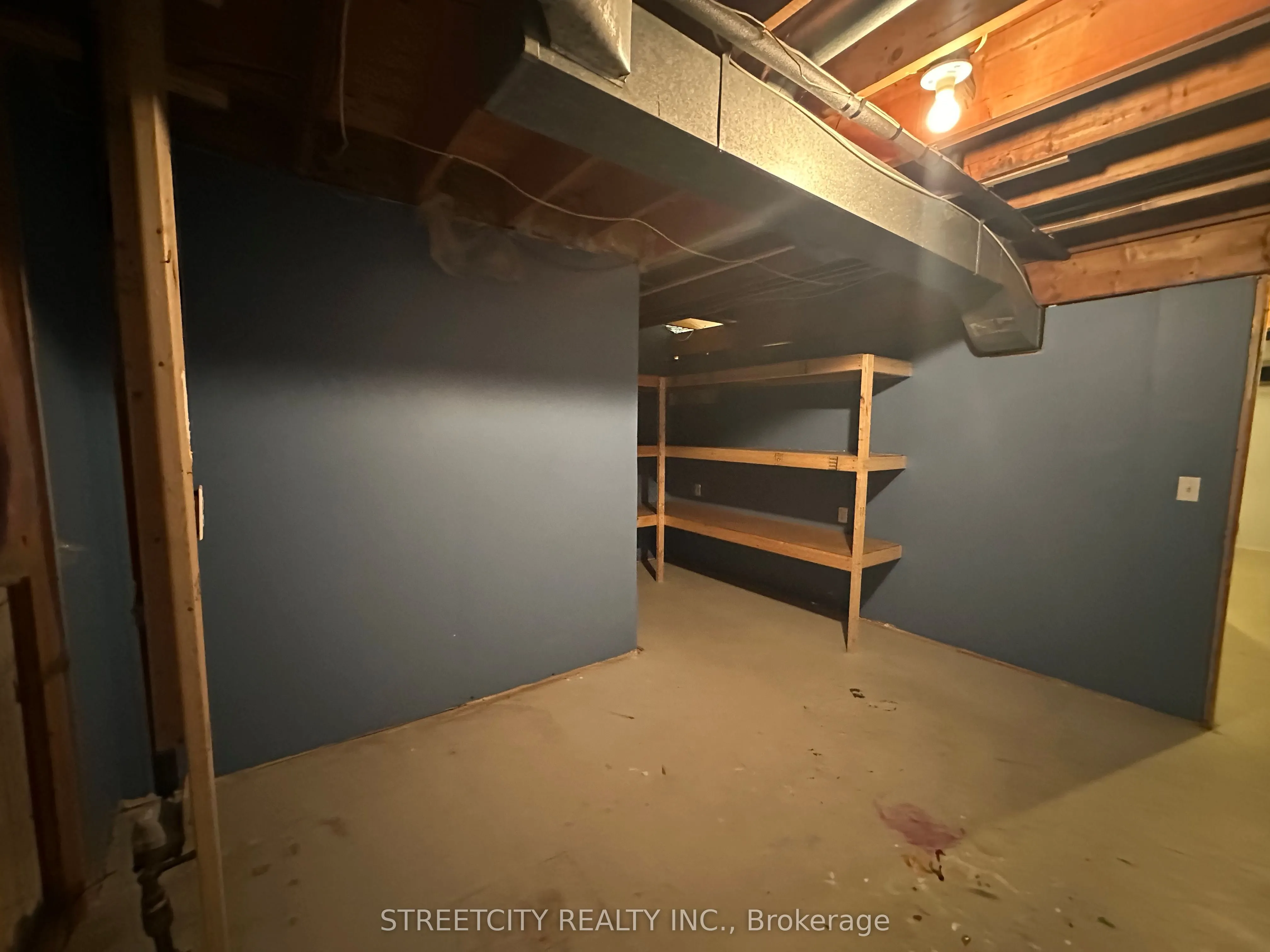 21 Beechbank Crescent