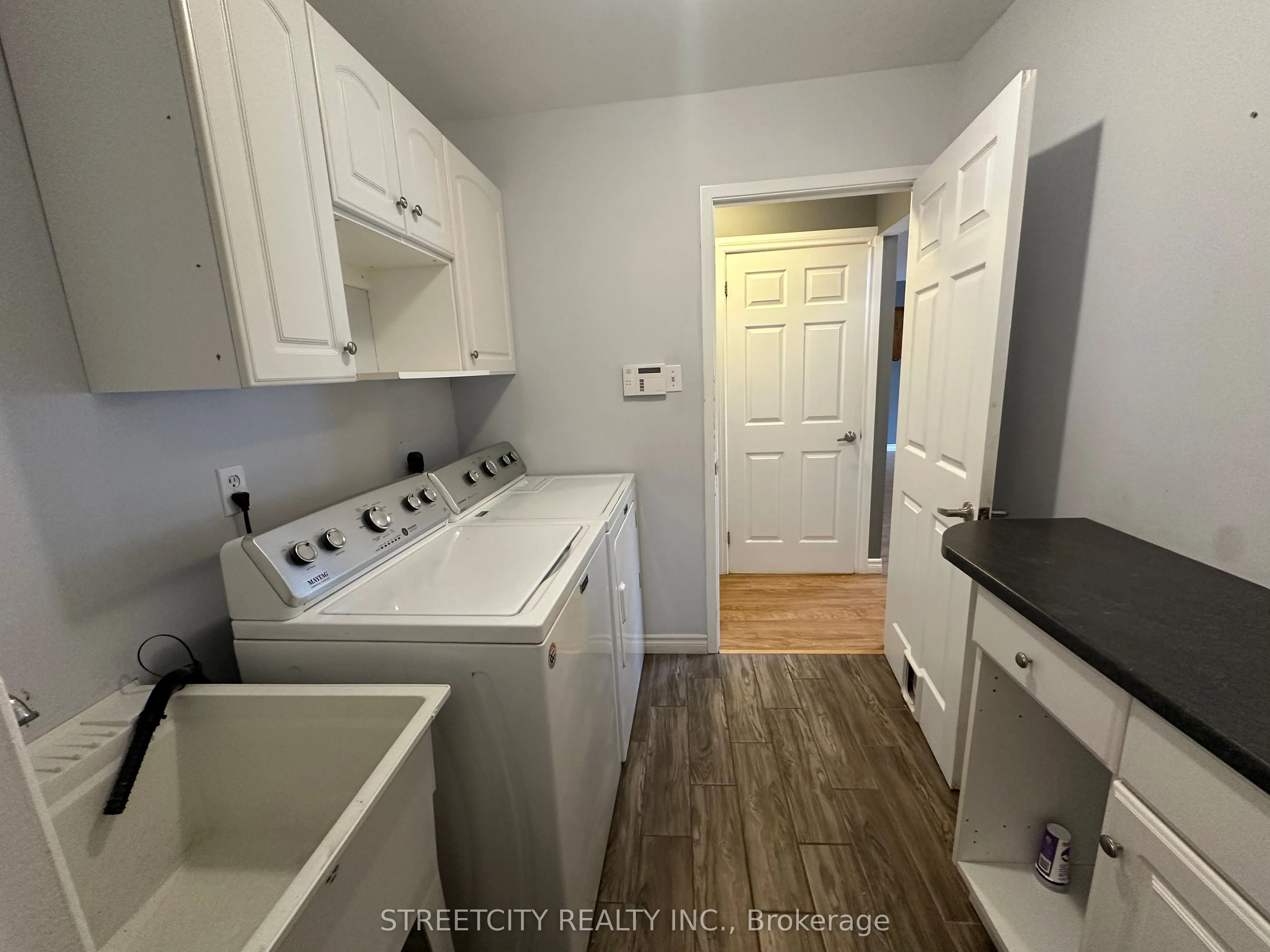 21 Beechbank Crescent