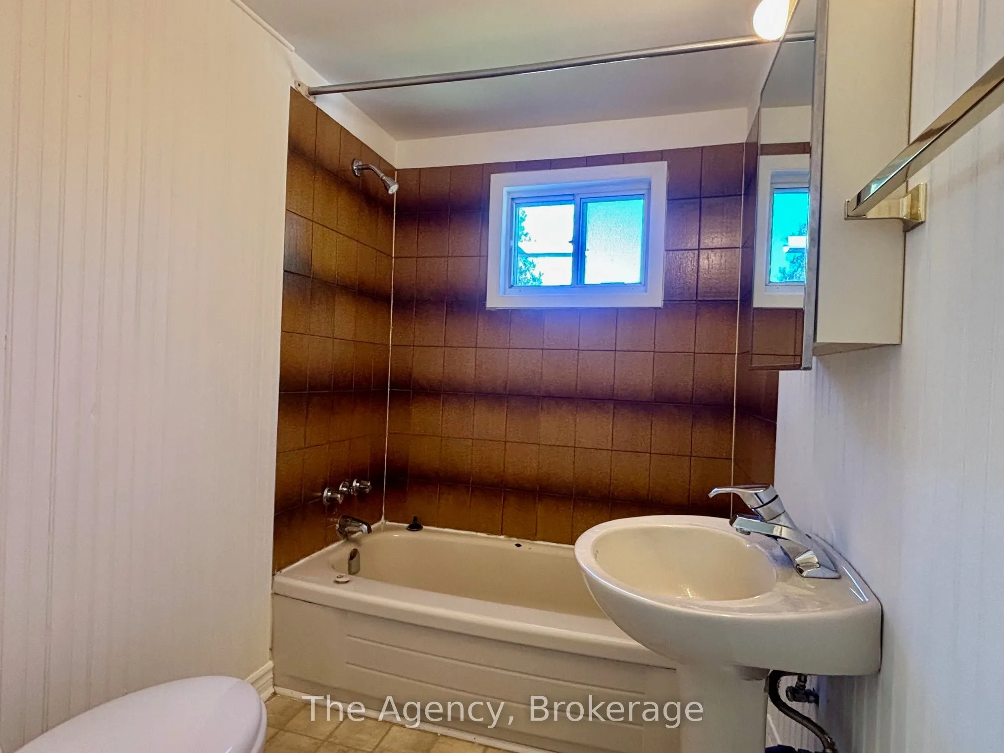 45 Wellington Road 124, #B