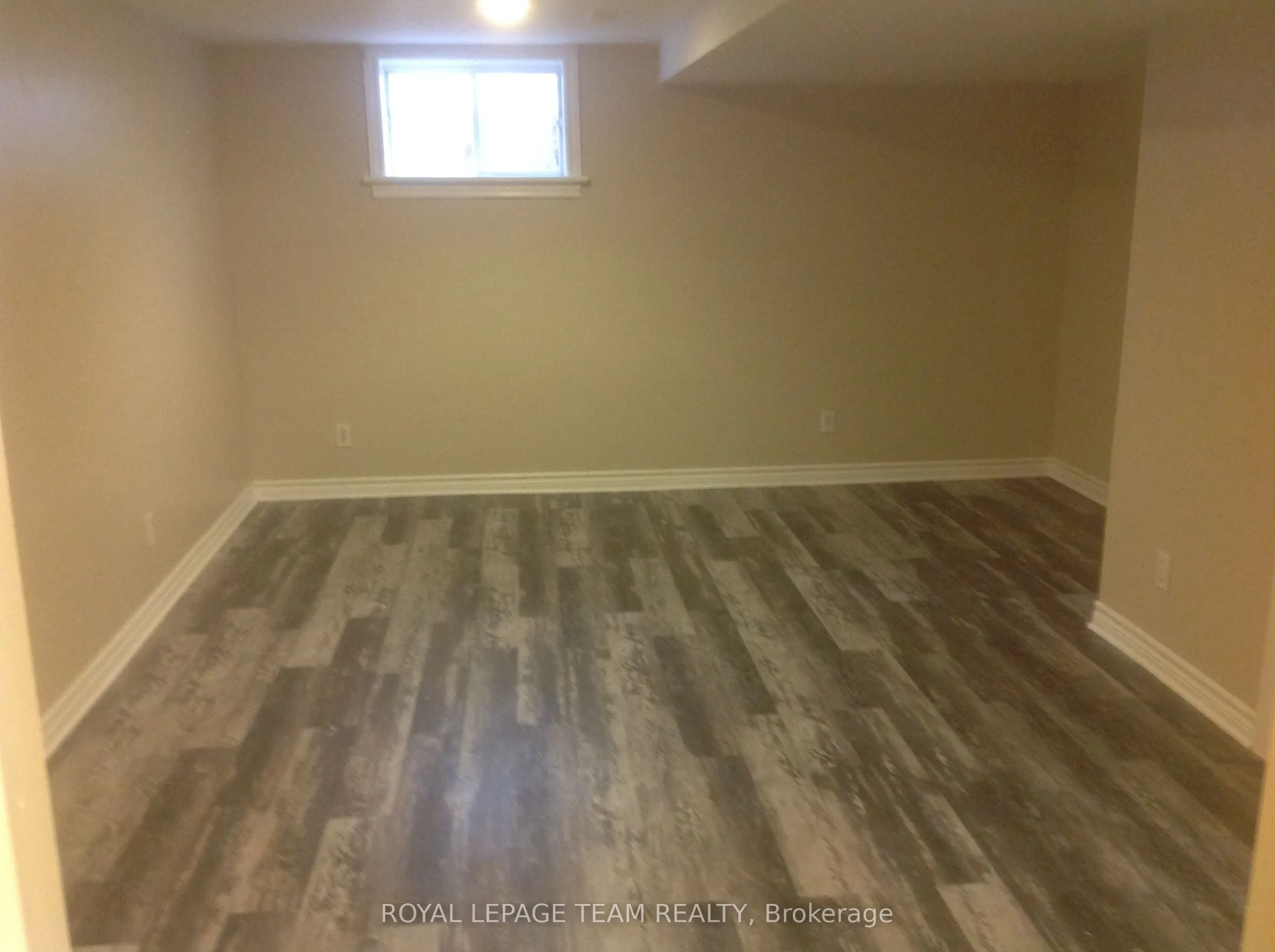 614 CHURCHILL Avenue