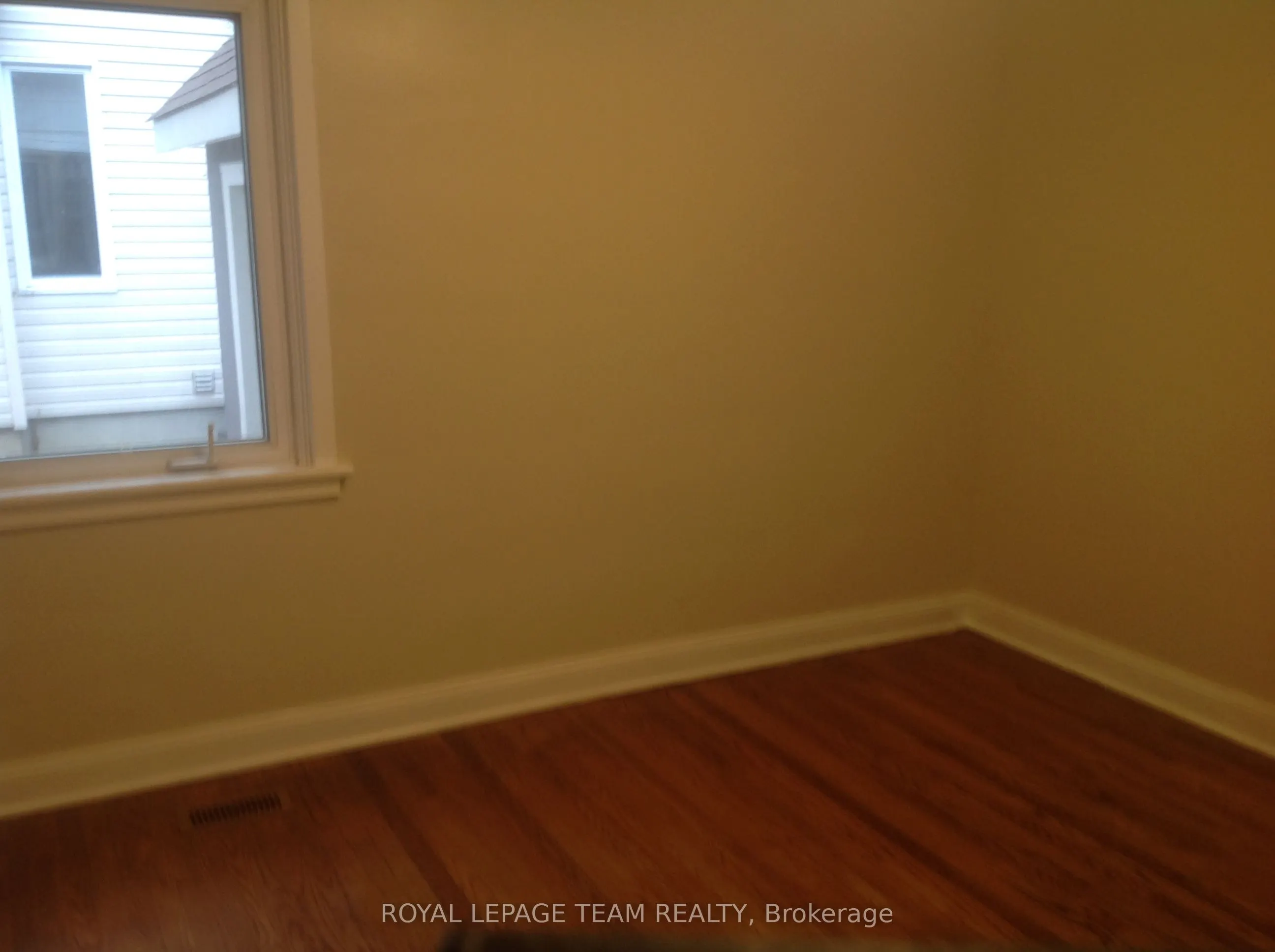 614 CHURCHILL Avenue