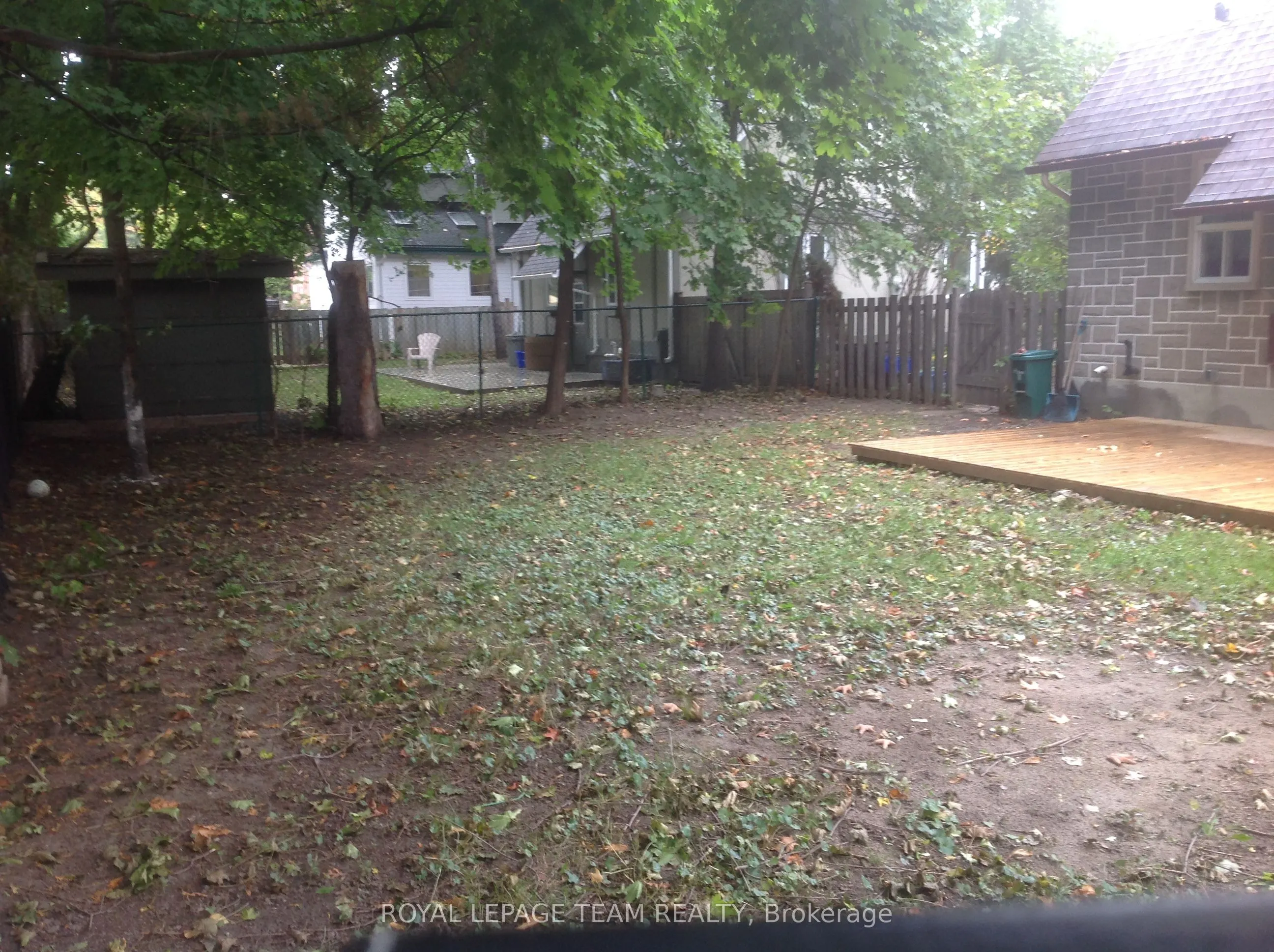 614 CHURCHILL Avenue