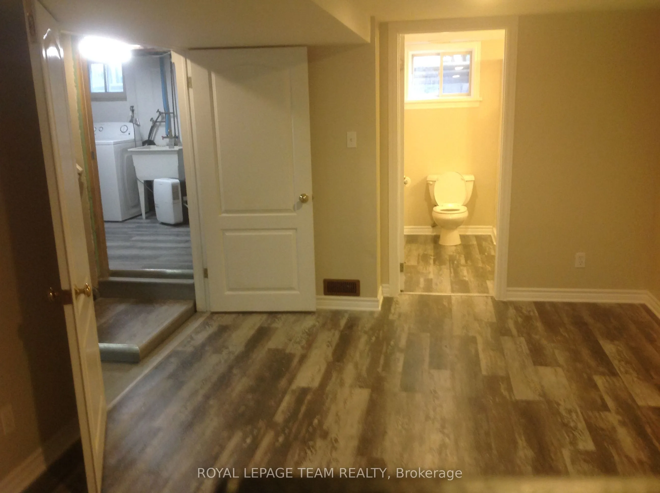 614 CHURCHILL Avenue