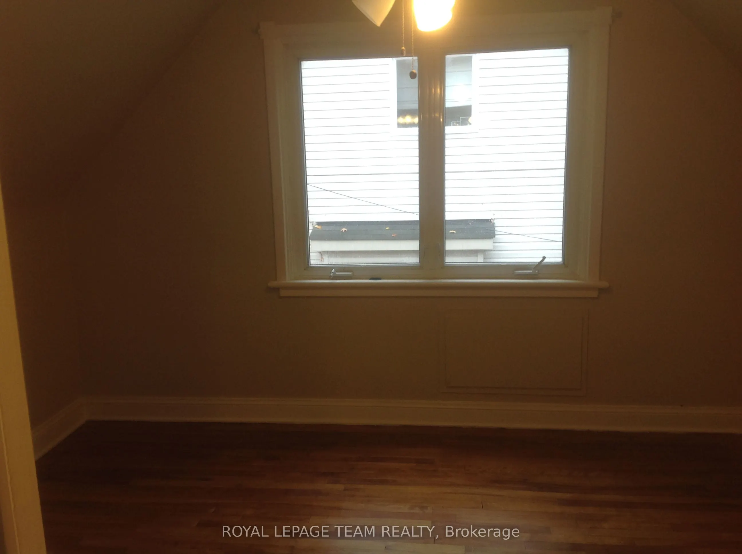 614 CHURCHILL Avenue