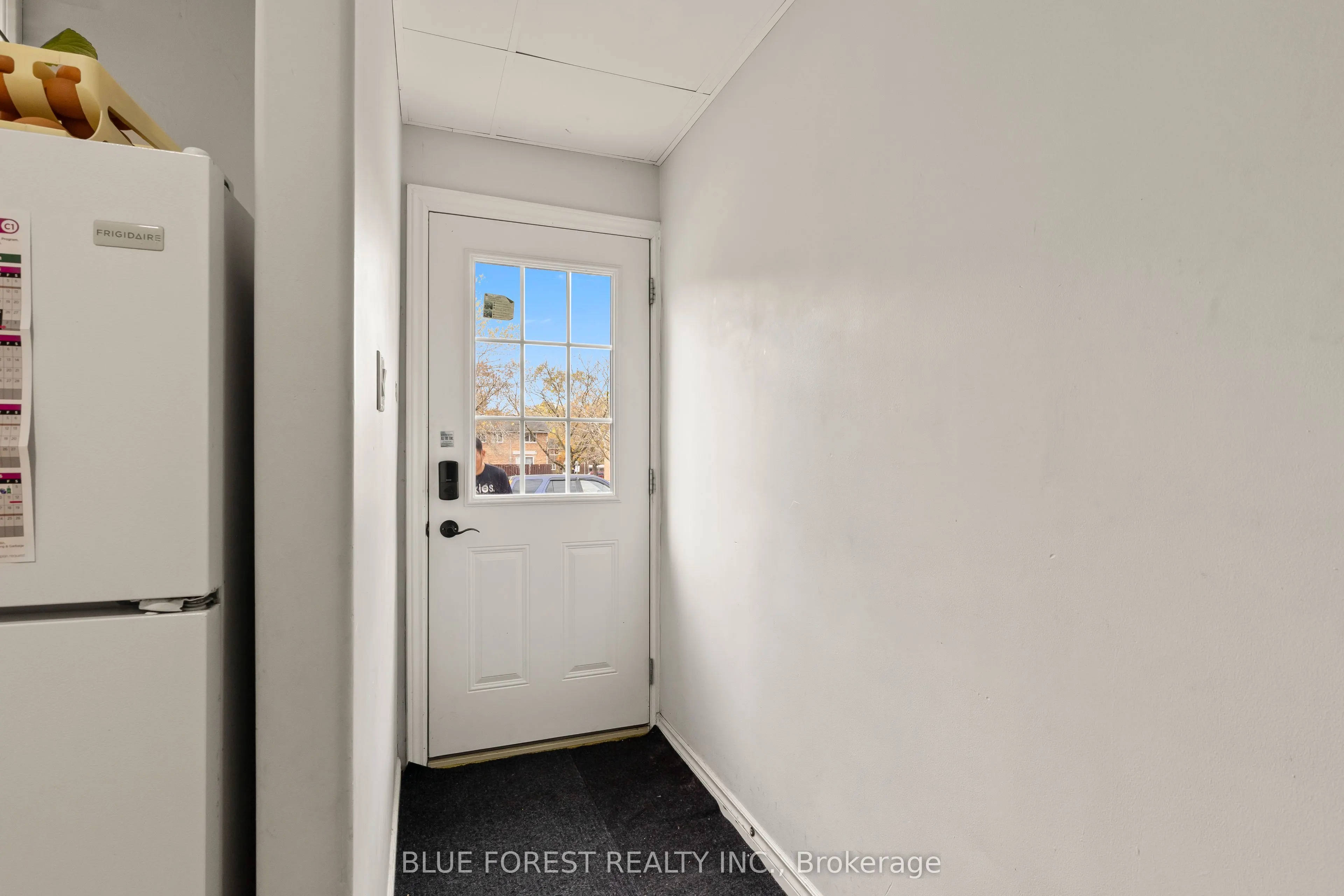 63 Arbour Glen Crescent, #11