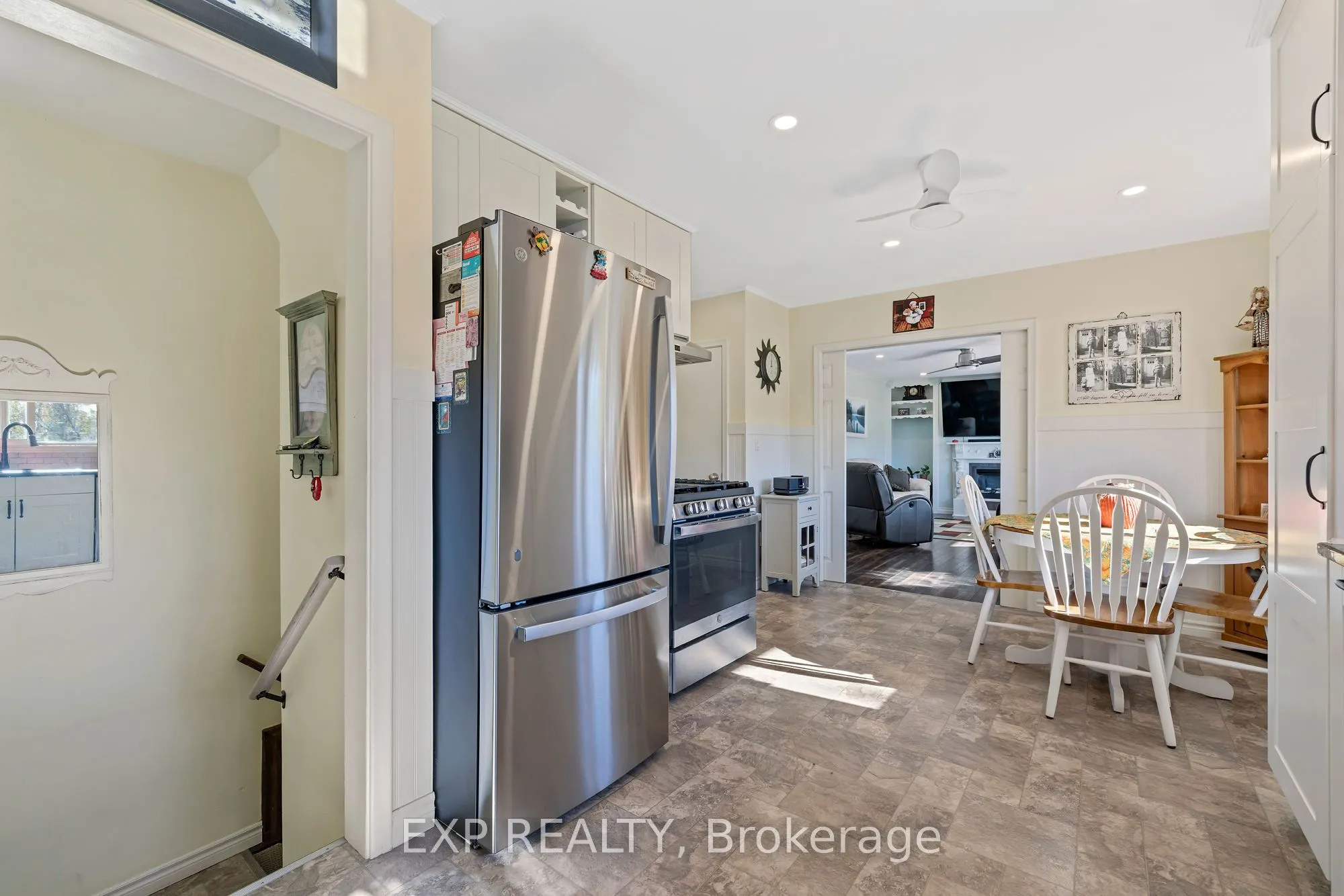 1637 Windham 7, R. R. #3 Road