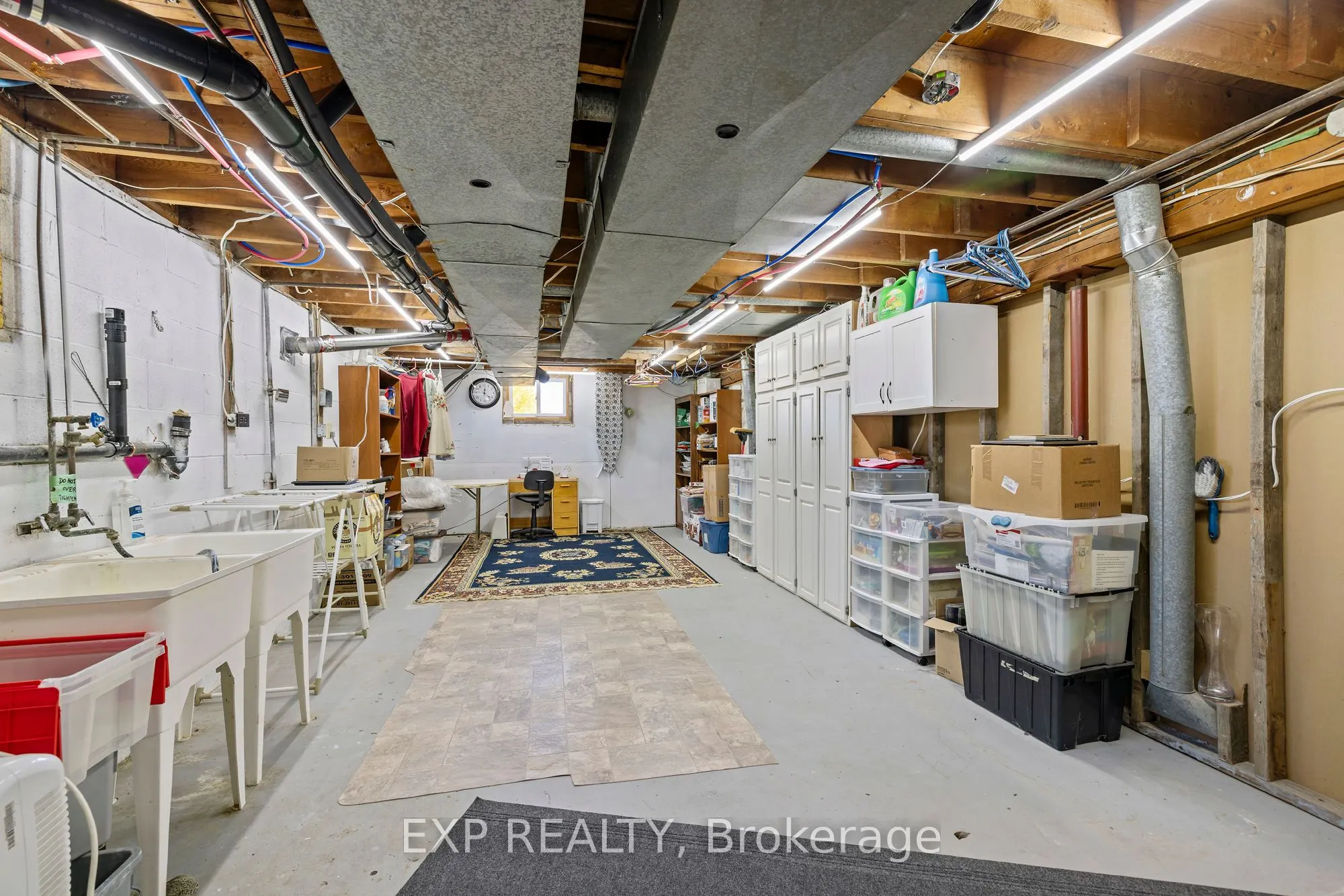 1637 Windham 7, R. R. #3 Road