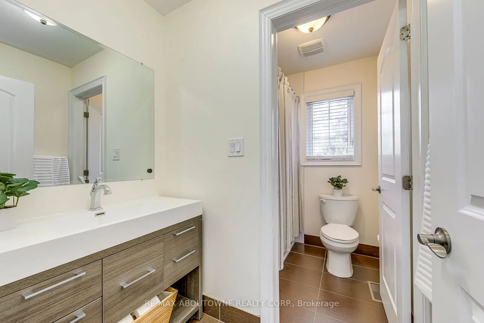 20 Vinegar Hill Street